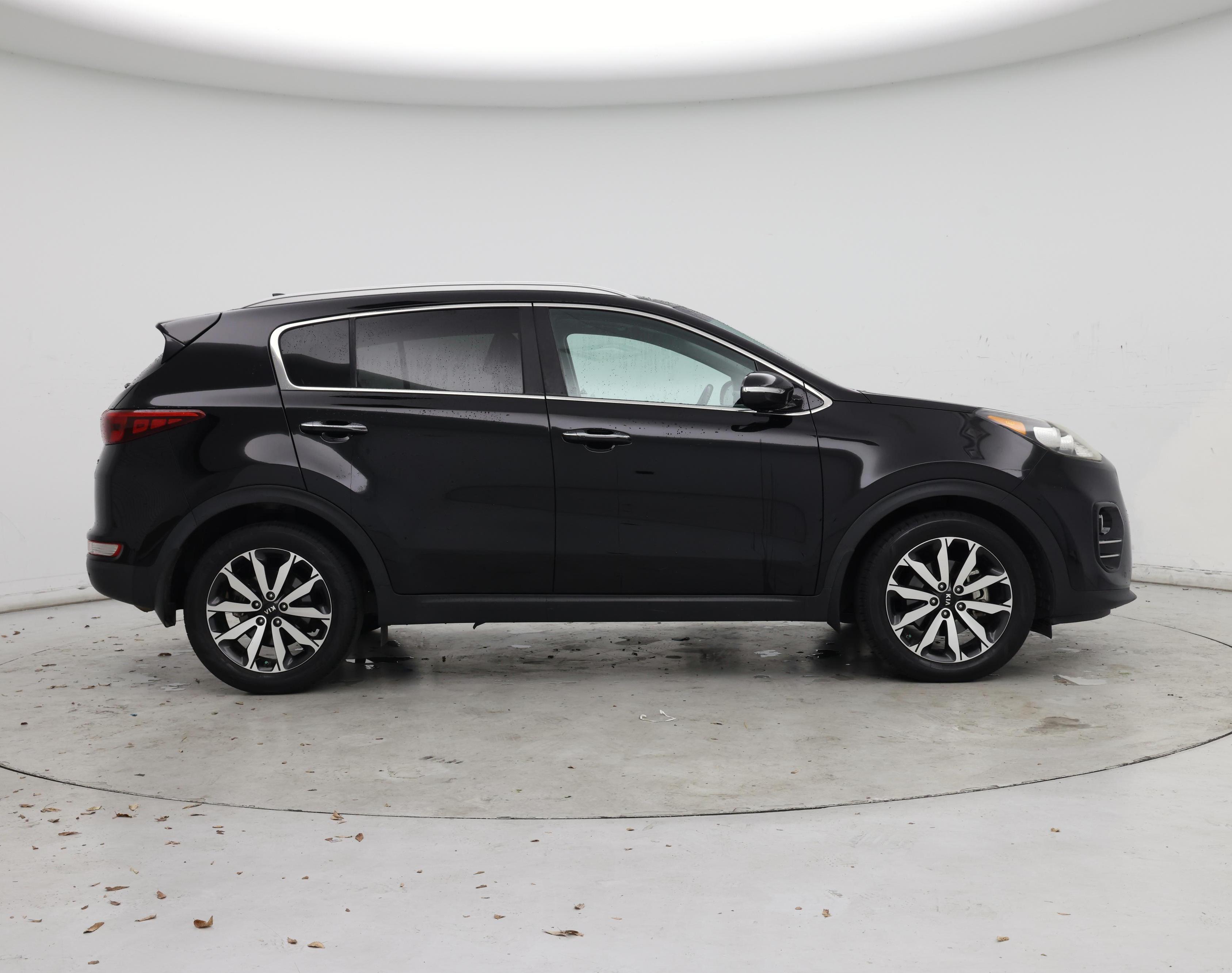 Thumbnail: 2017 Kia Sportage - 7