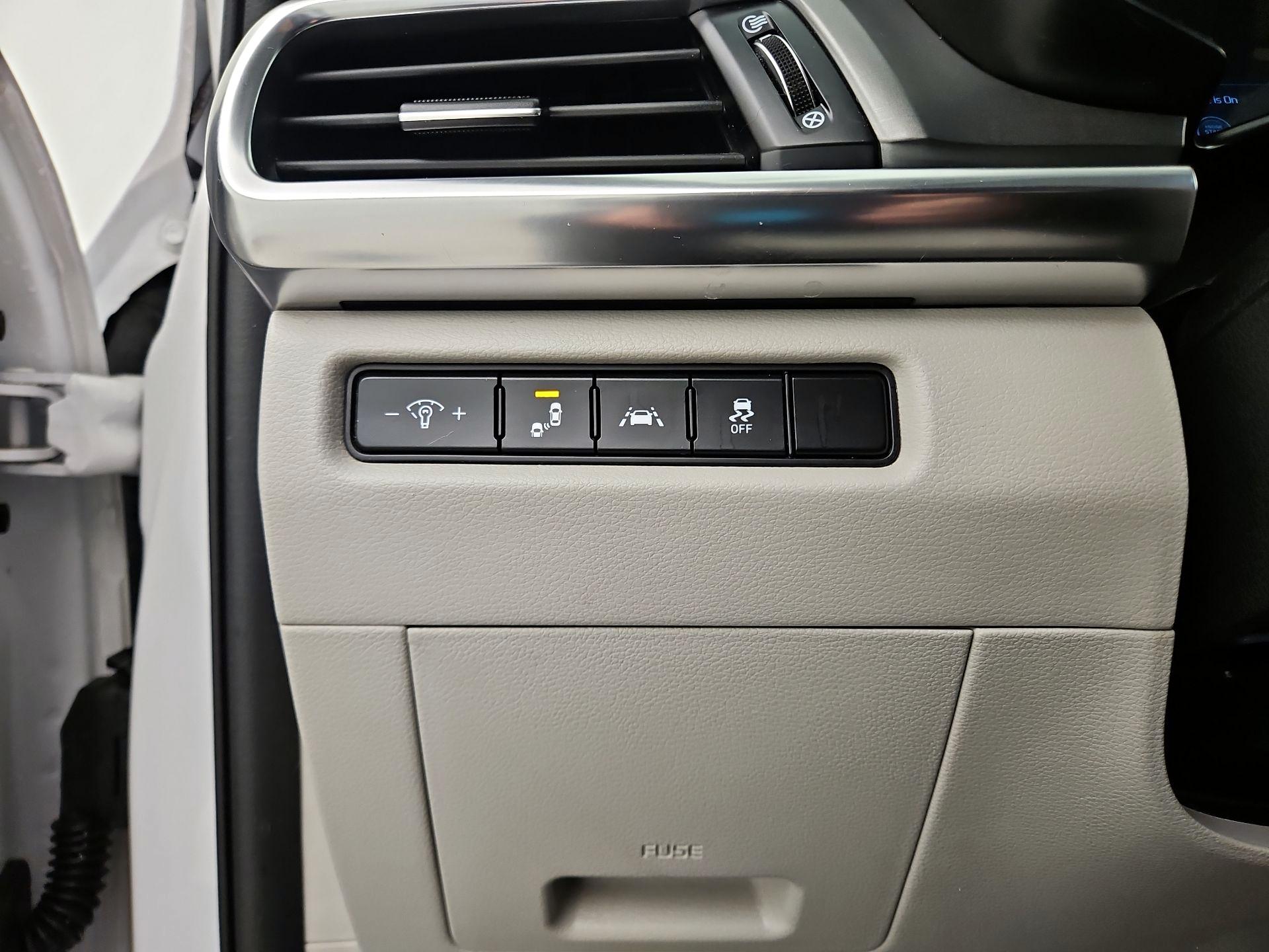 Thumbnail: 2022 Kia Telluride - 13