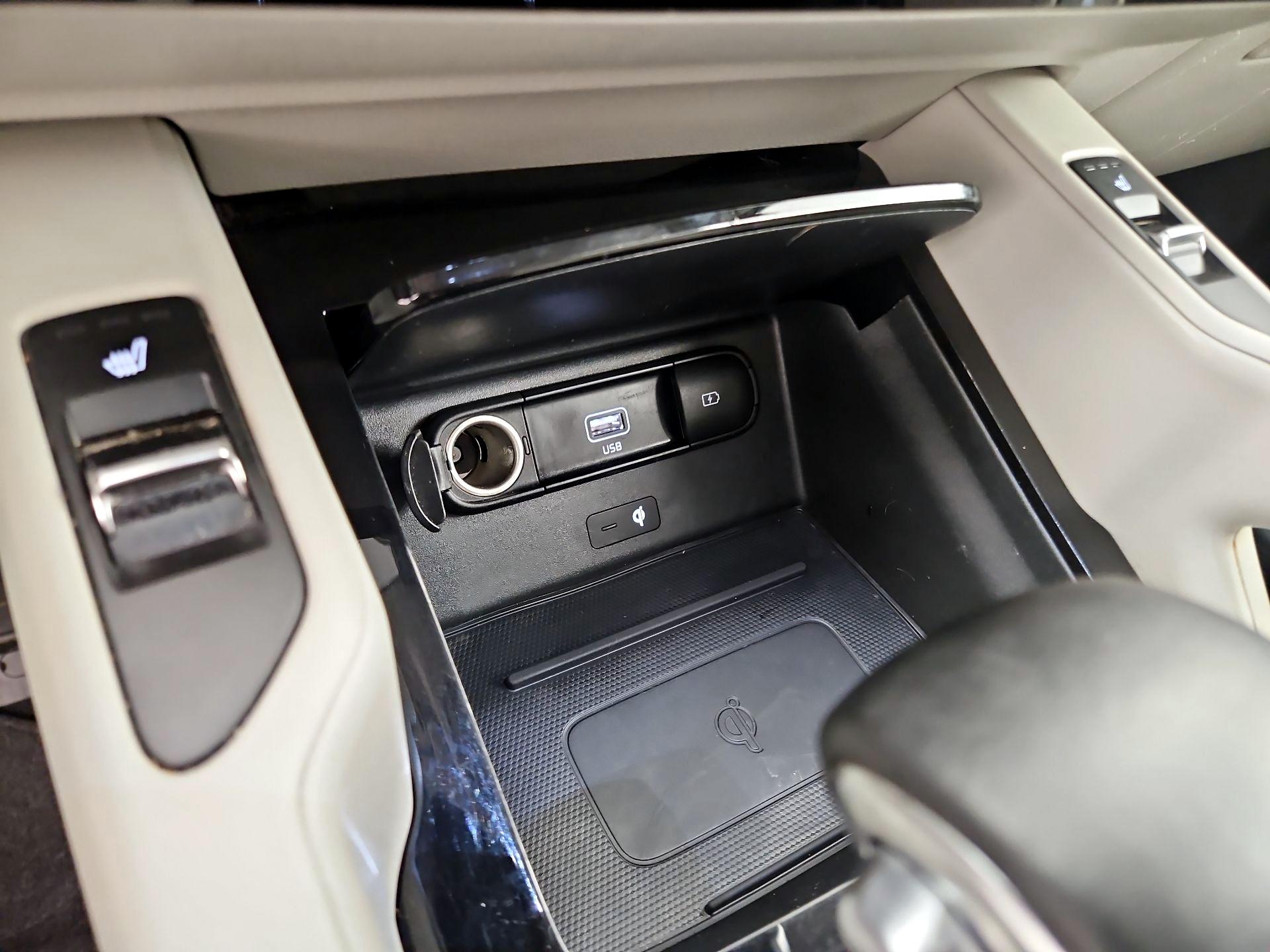 Thumbnail: 2022 Kia Telluride - 18