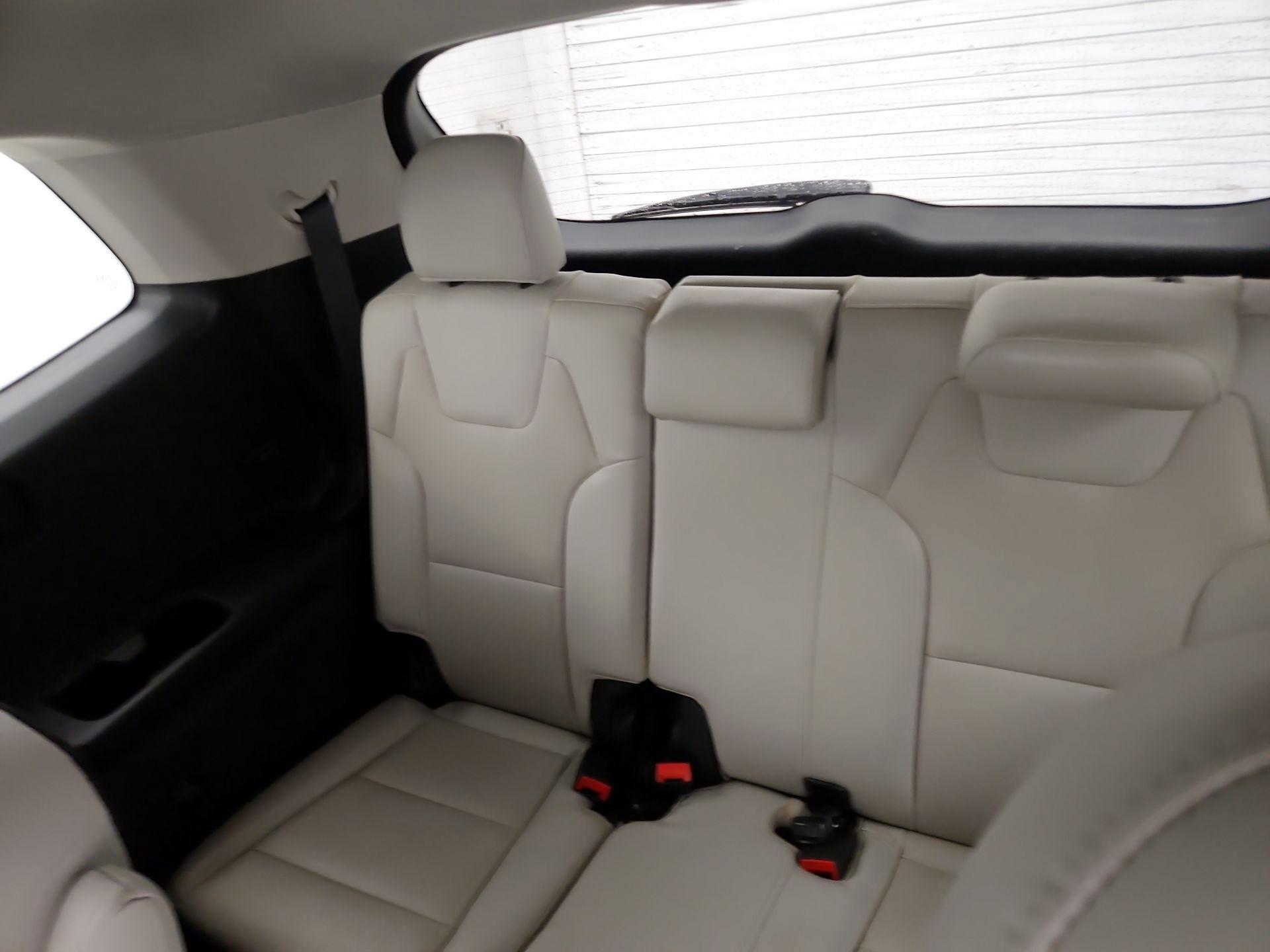 Thumbnail: 2022 Kia Telluride - 20