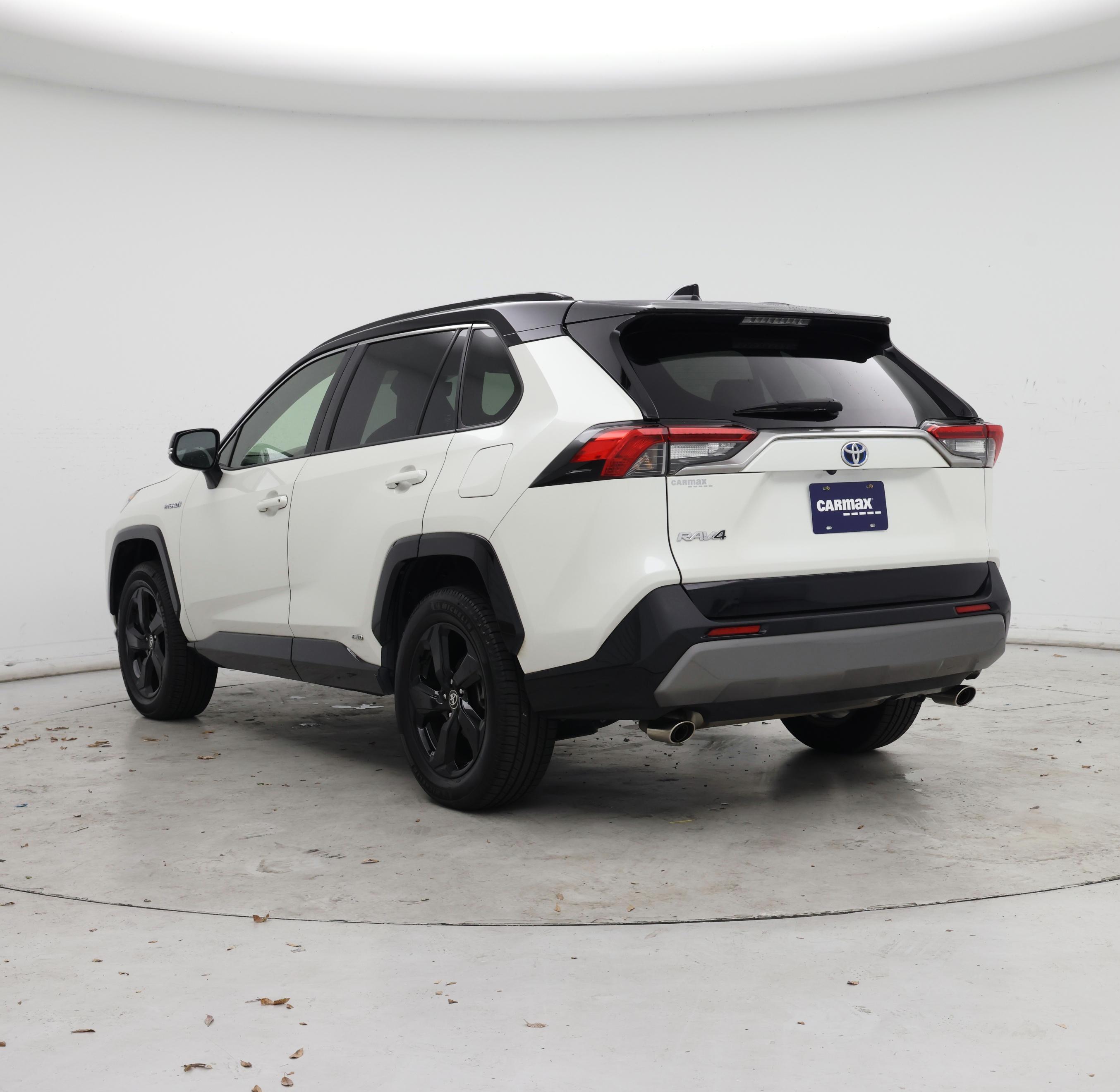 Thumbnail: 2020 Toyota RAV4 - 2