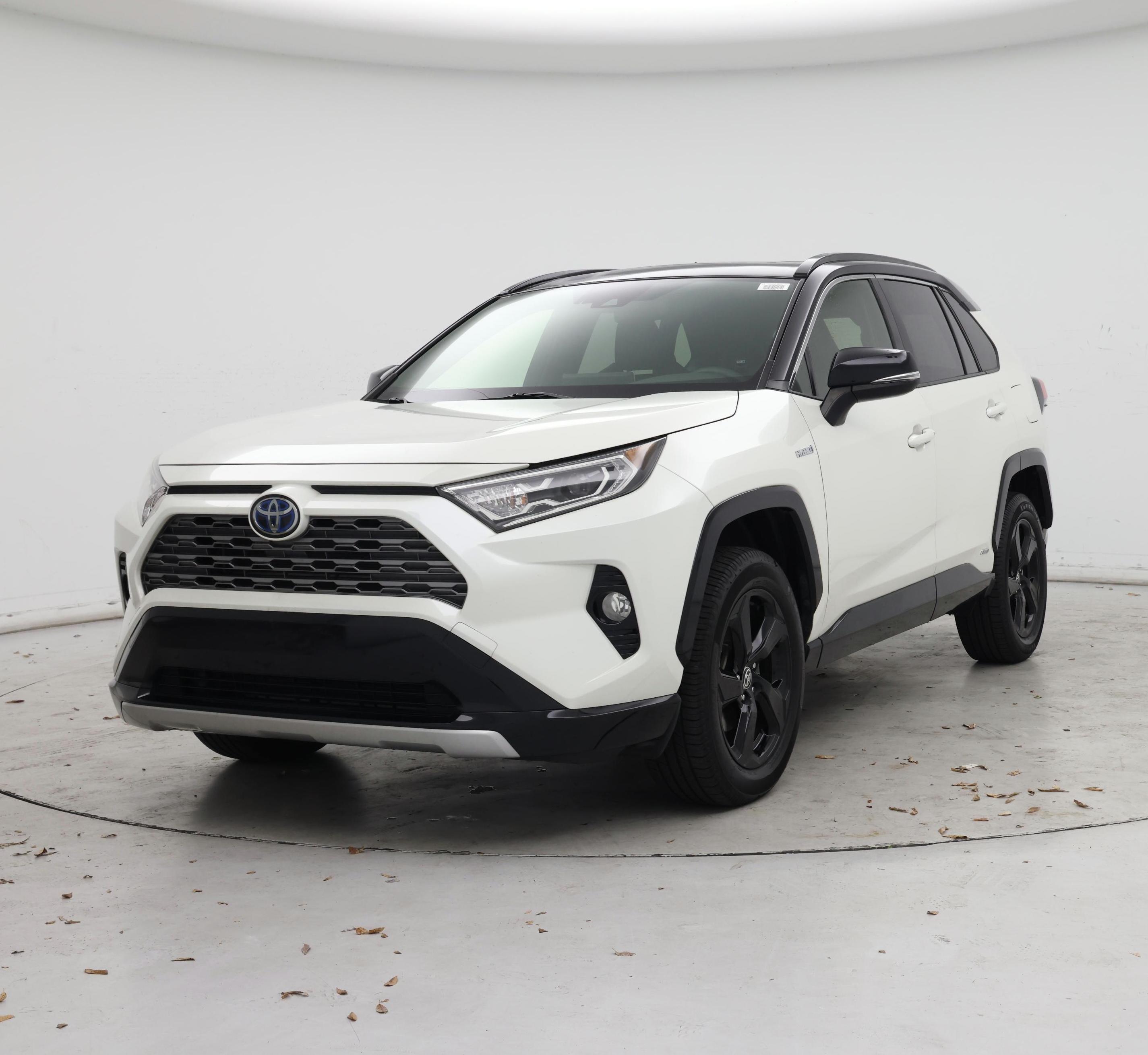 Thumbnail: 2020 Toyota RAV4 - 4
