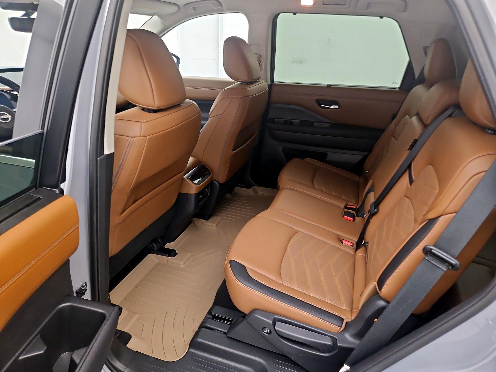 Thumbnail: 2024 Nissan Pathfinder - 19