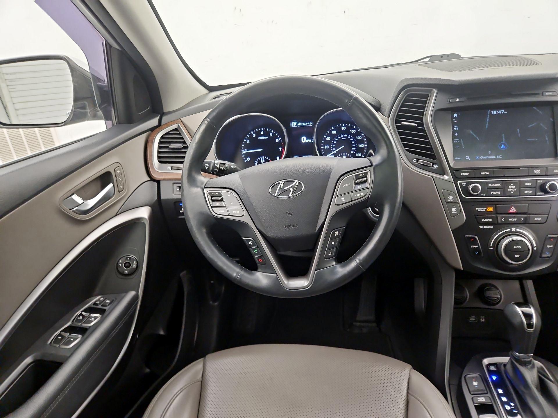 Thumbnail: 2018 Hyundai Santa Fe - 10