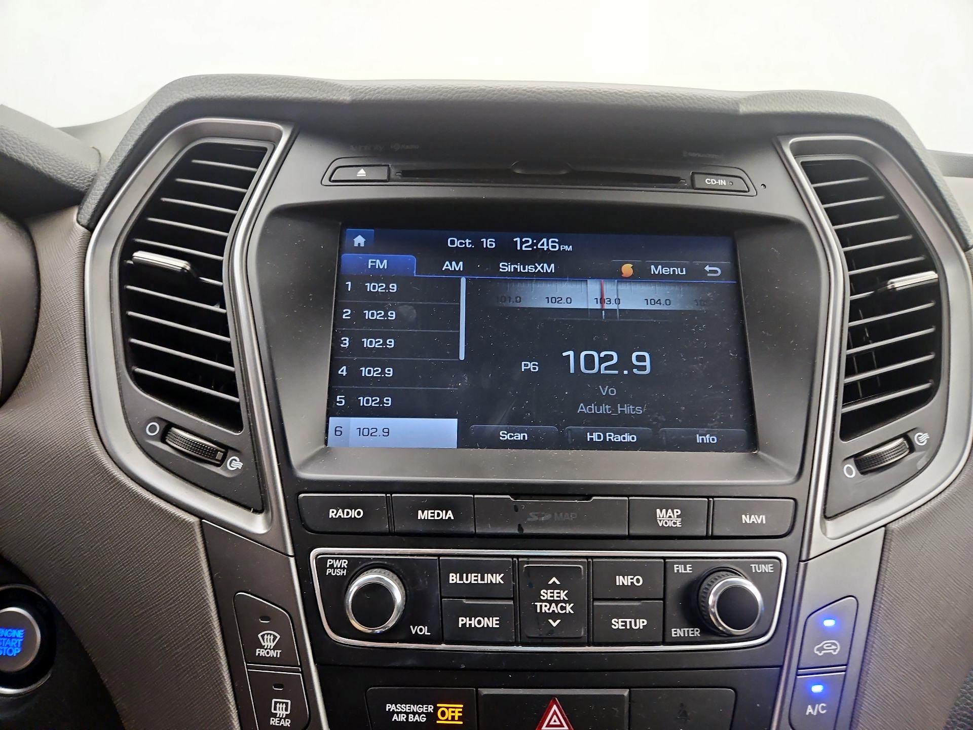 Thumbnail: 2018 Hyundai Santa Fe - 16