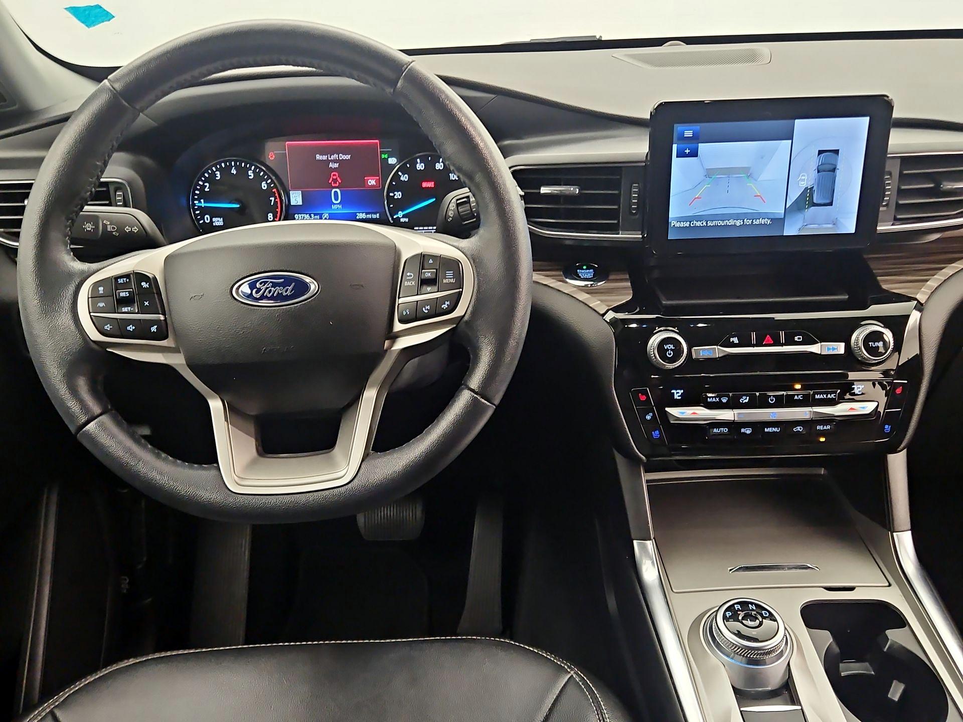 Thumbnail: 2021 Ford Explorer - 10