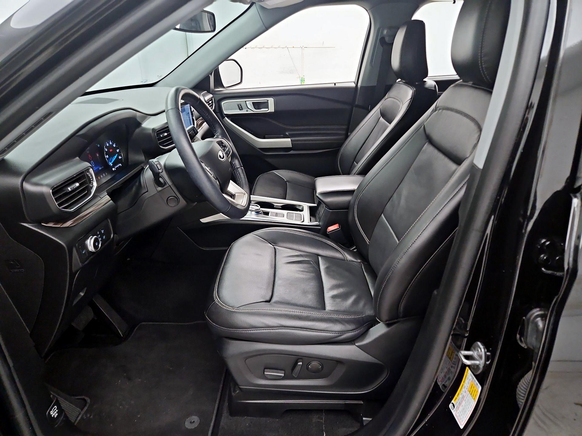 Thumbnail: 2021 Ford Explorer - 11