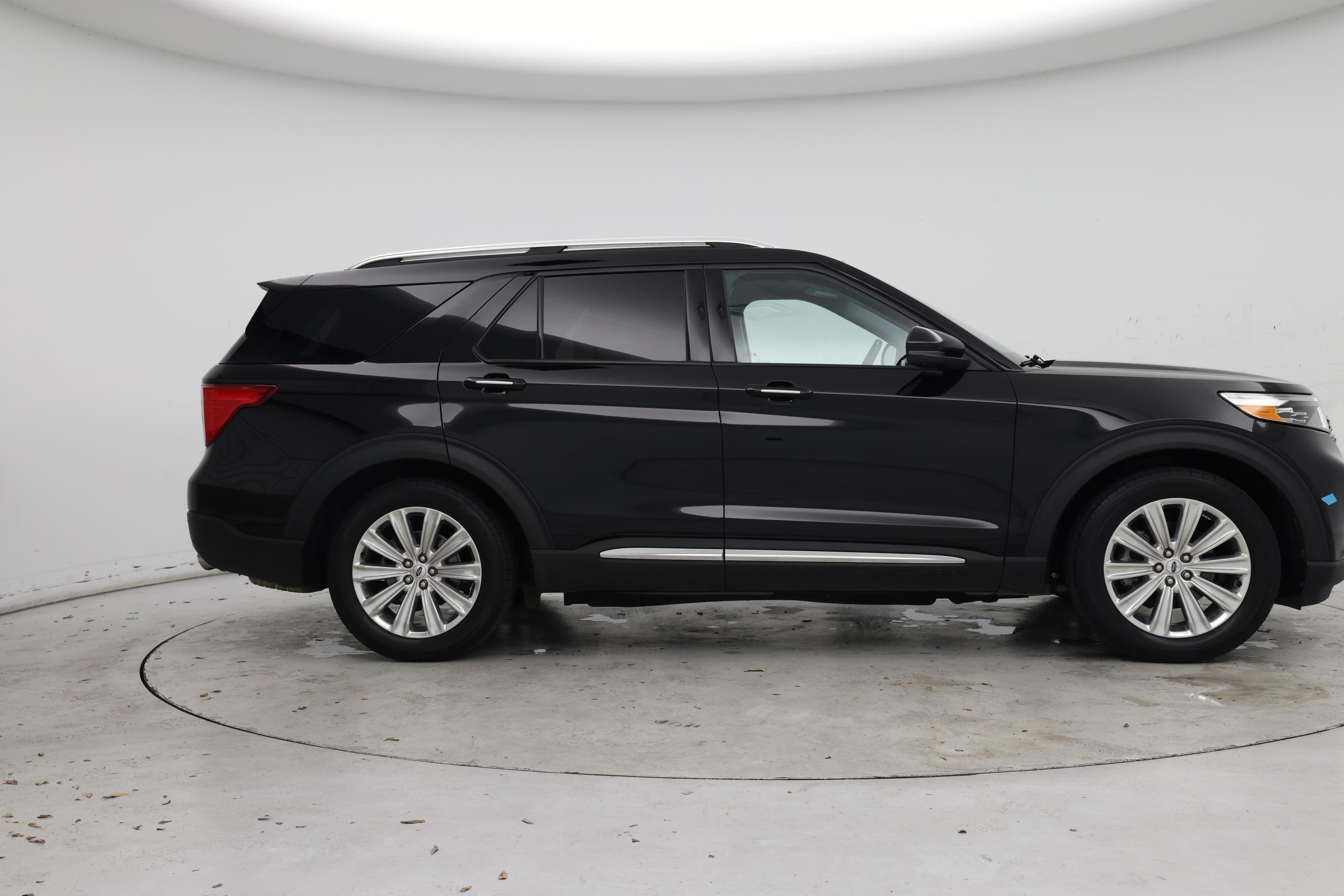 Thumbnail: 2021 Ford Explorer - 7