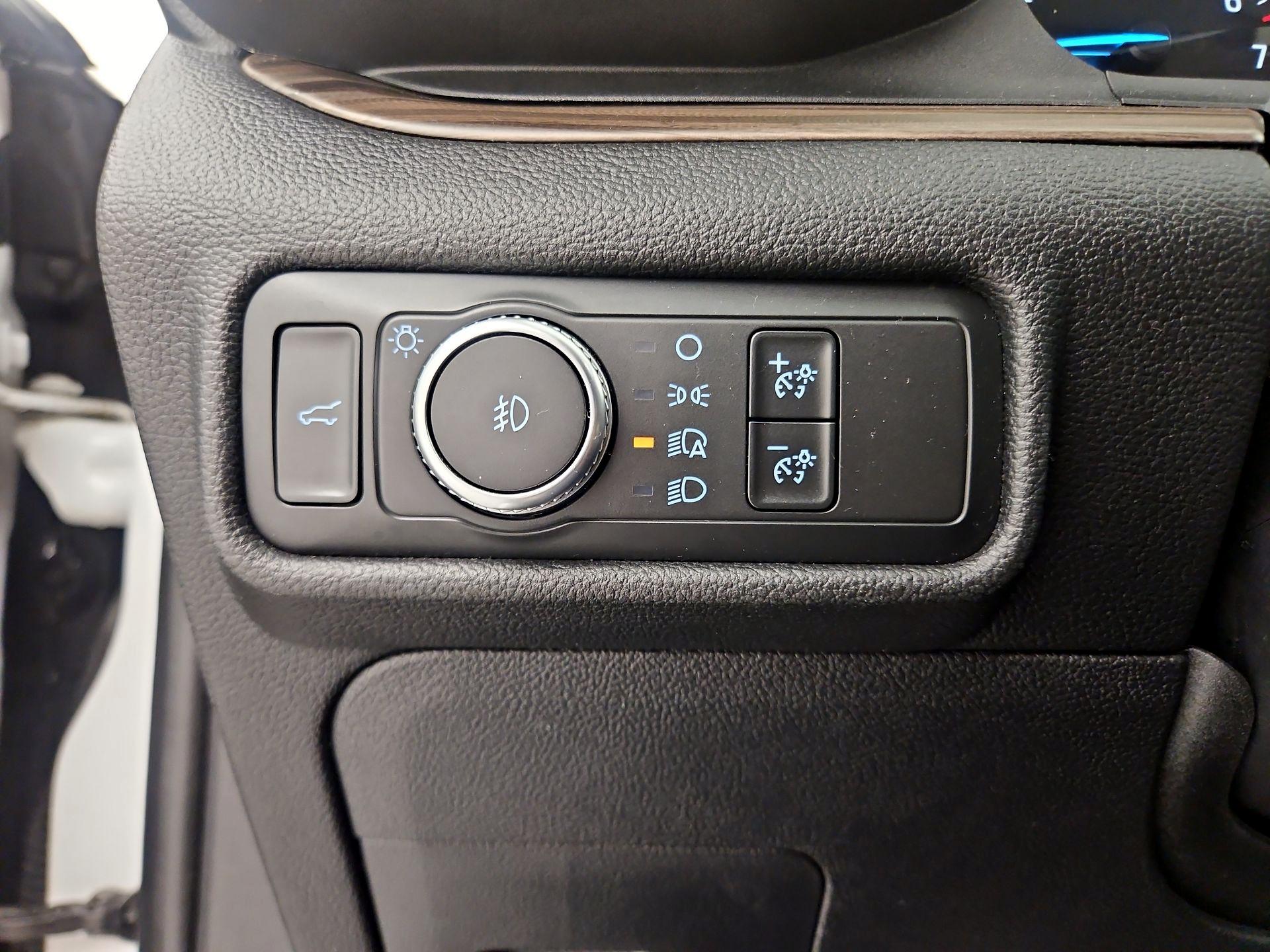 Thumbnail: 2020 Ford Explorer - 13