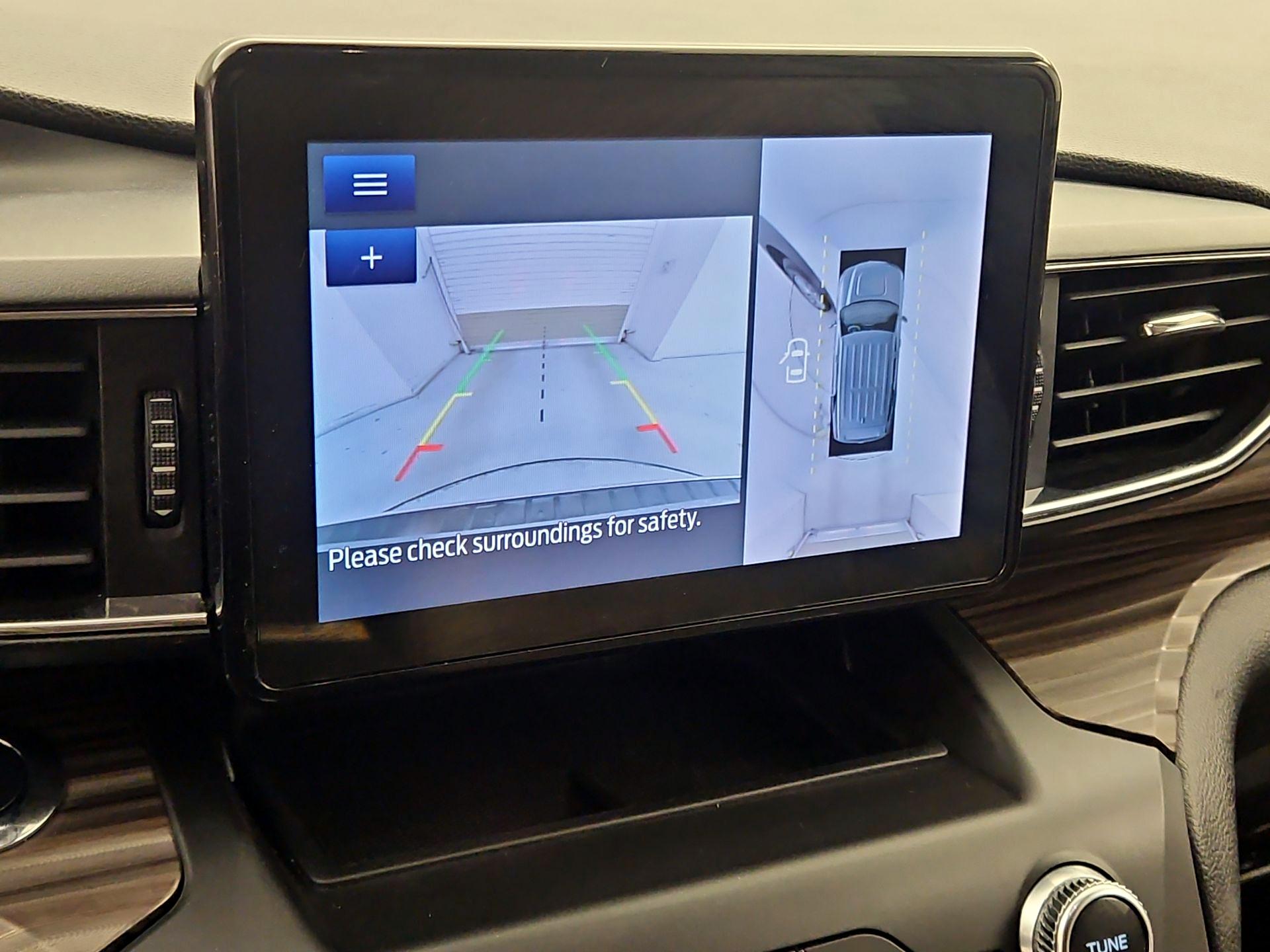 Thumbnail: 2020 Ford Explorer - 15