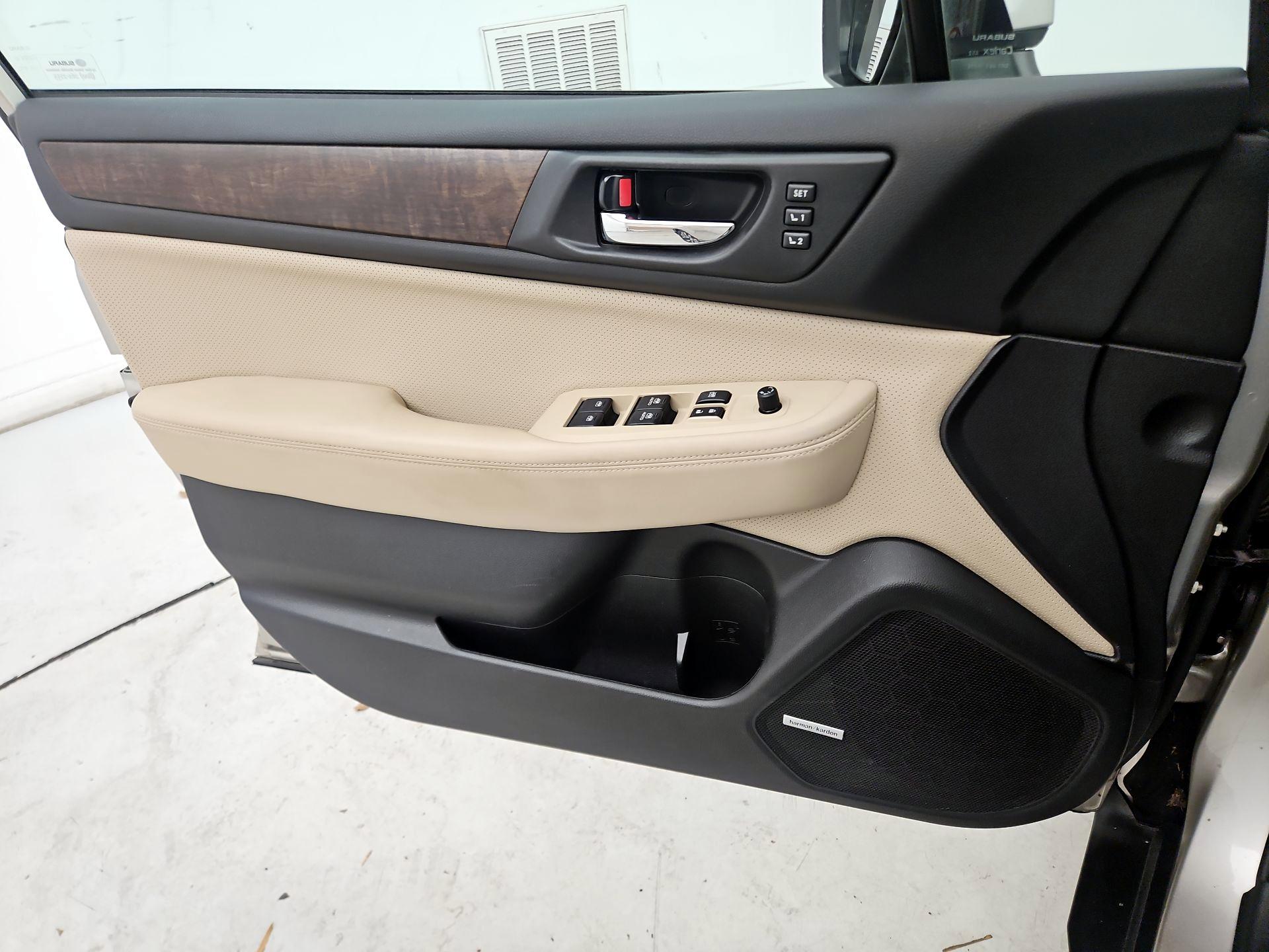 Thumbnail: 2016 Subaru Outback - 12