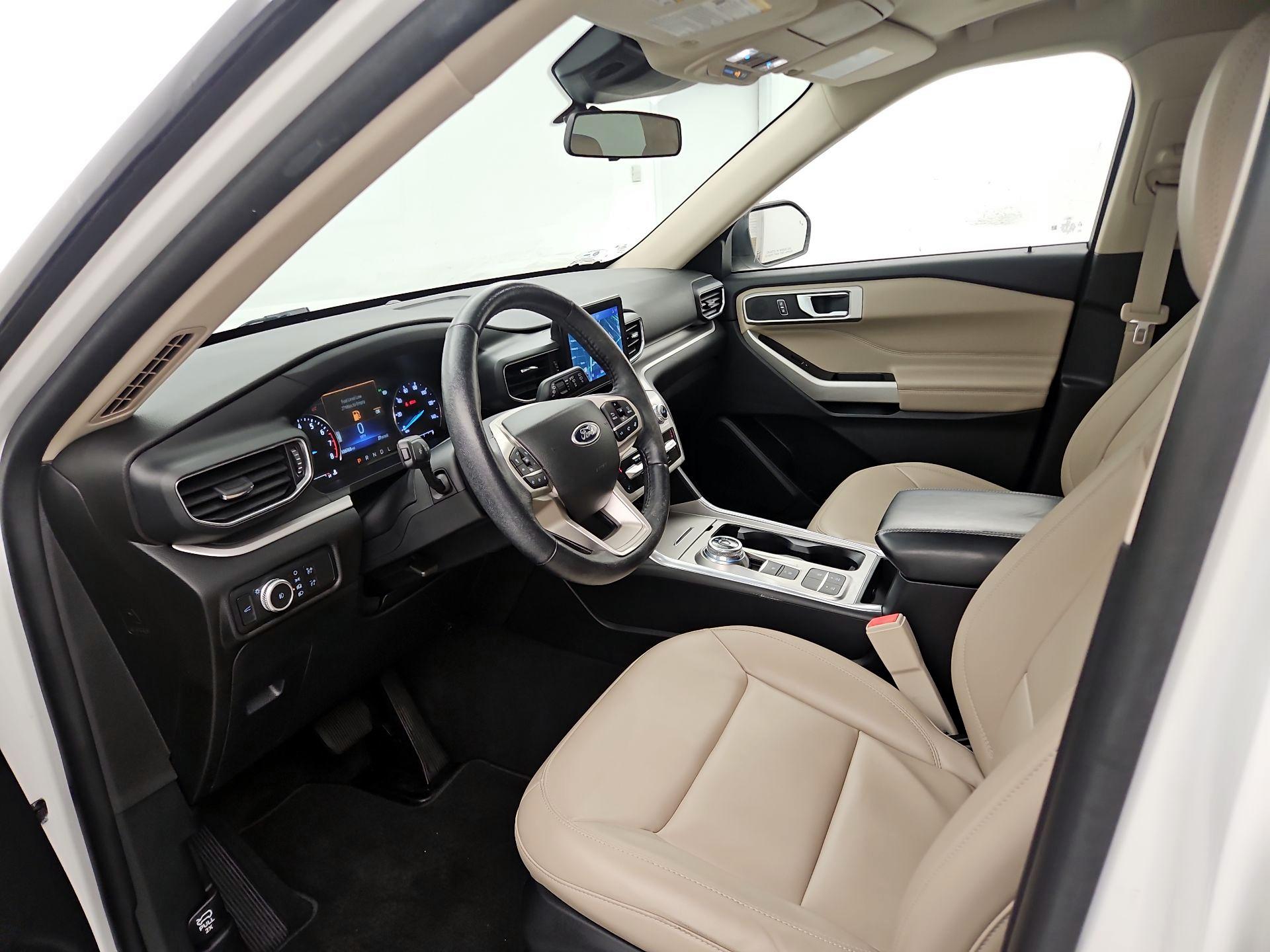 Thumbnail: 2022 Ford Explorer - 11