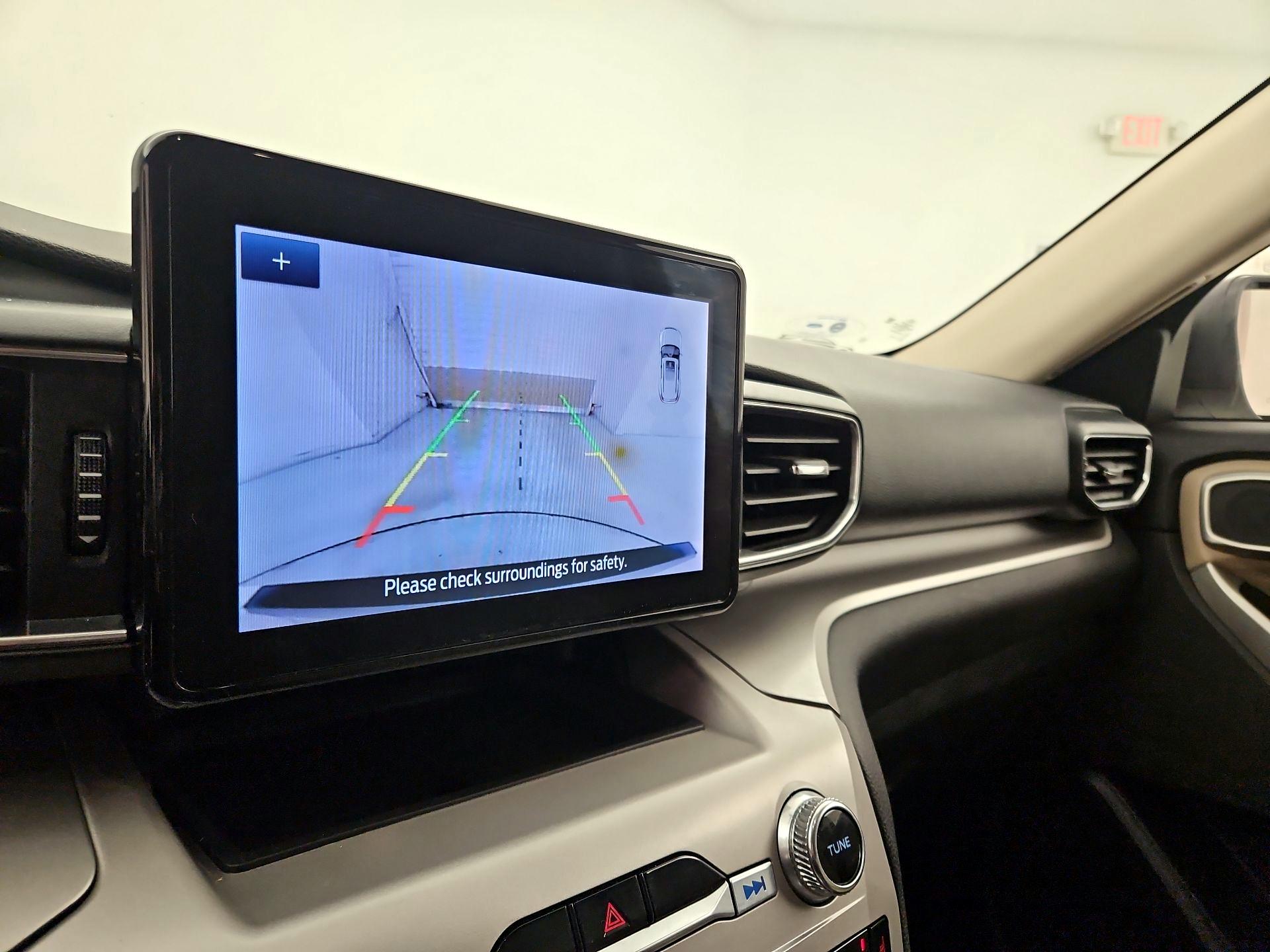 Thumbnail: 2022 Ford Explorer - 14