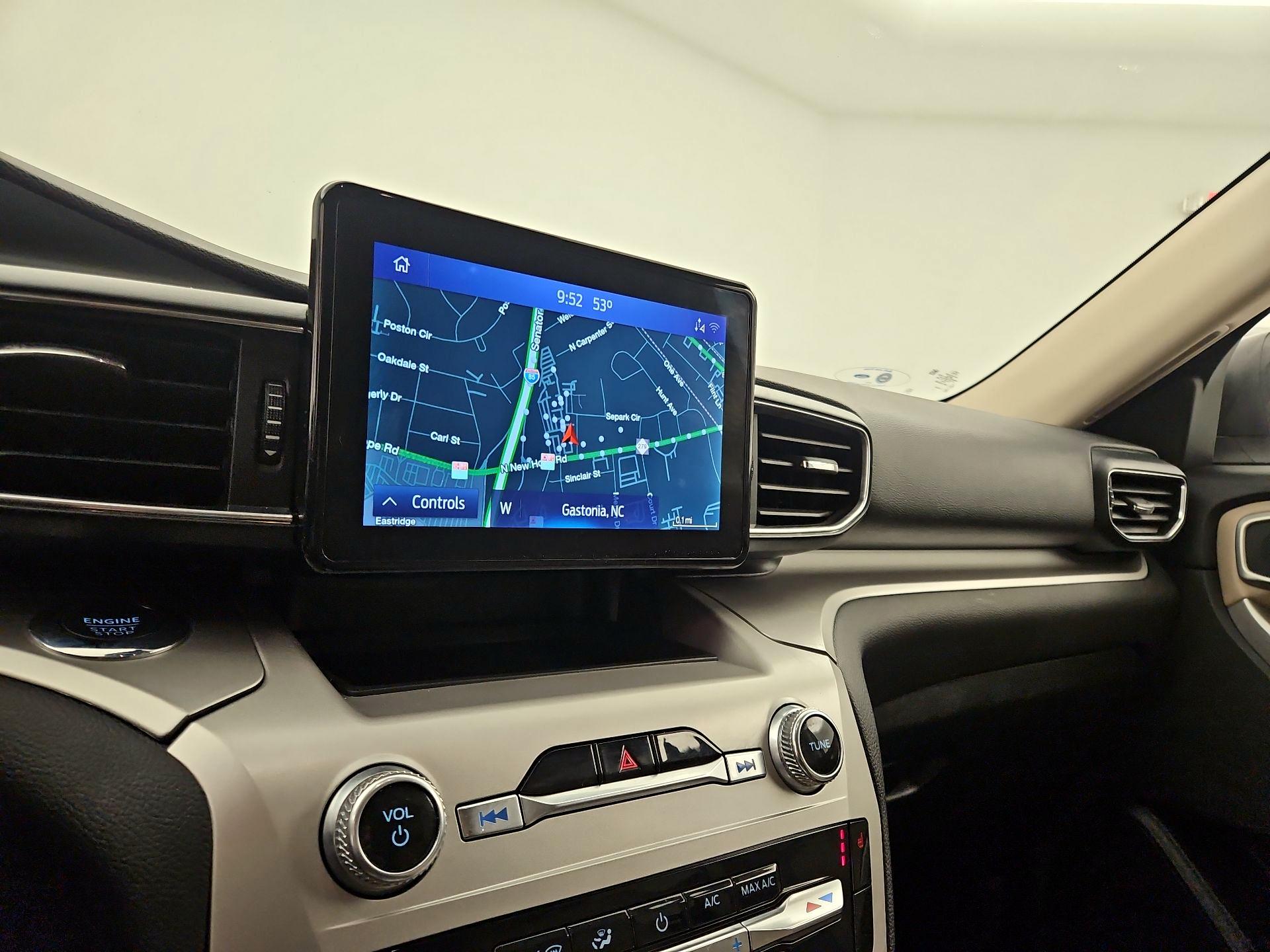 Thumbnail: 2022 Ford Explorer - 15