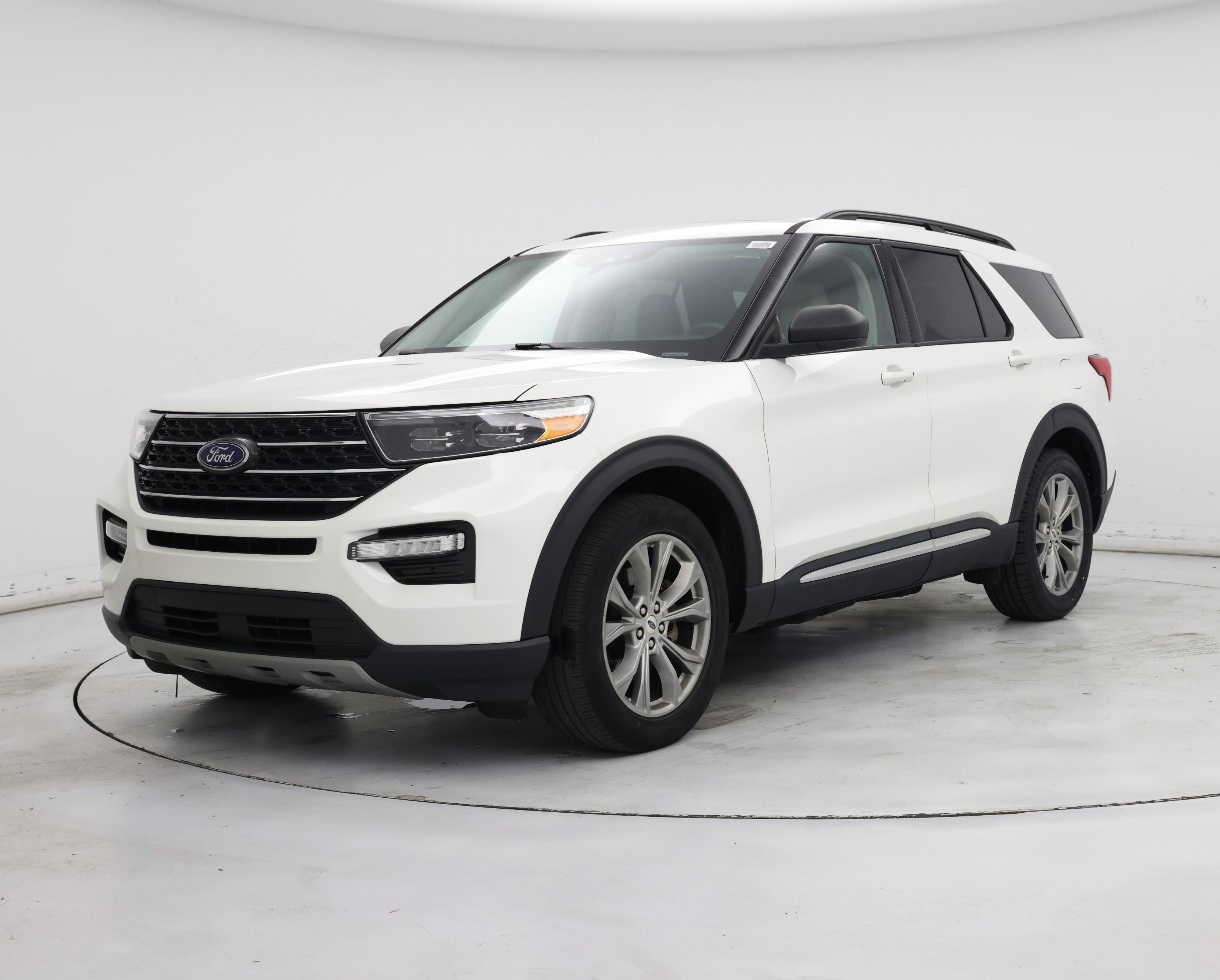 Thumbnail: 2022 Ford Explorer - 4