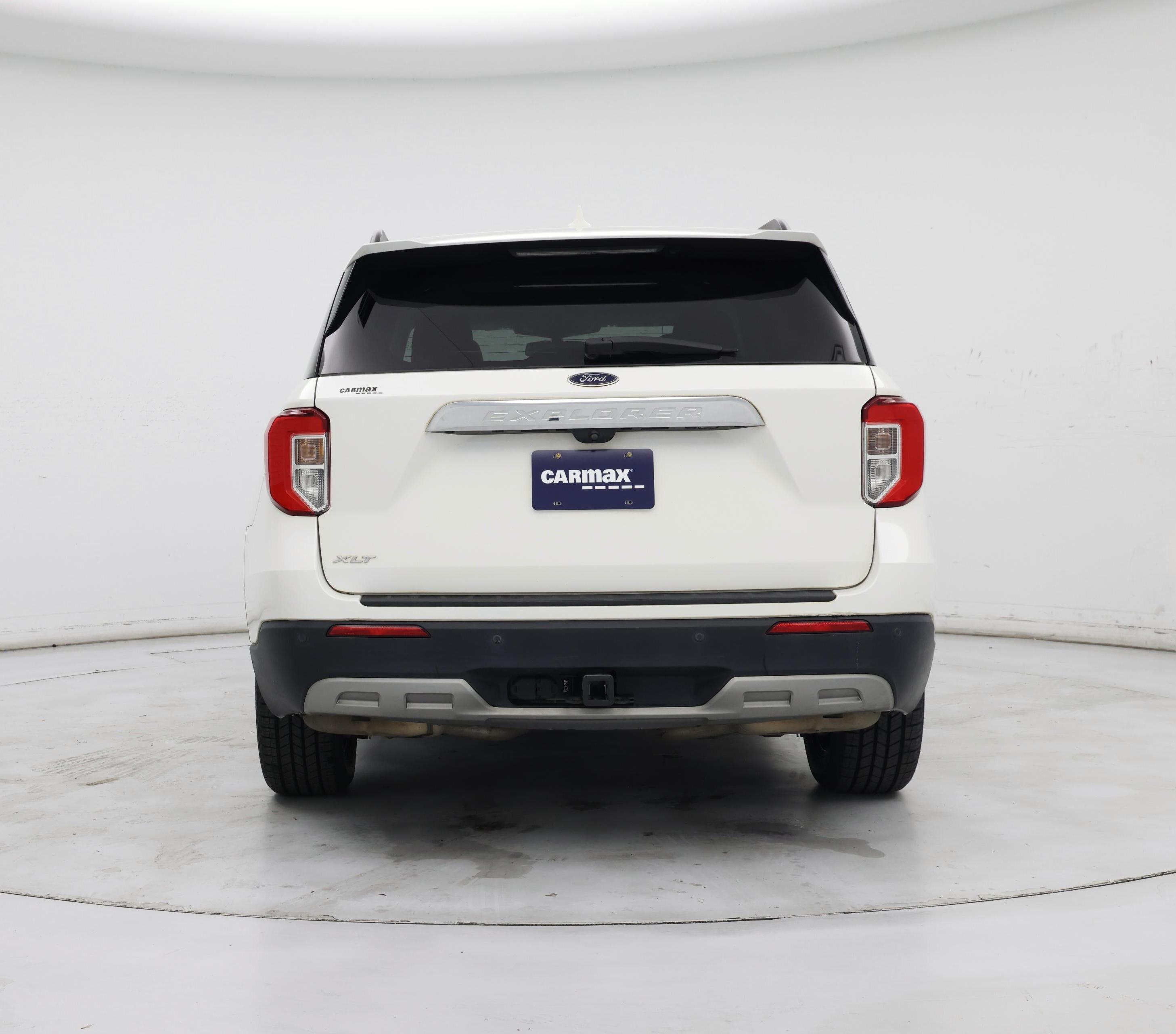 Thumbnail: 2022 Ford Explorer - 6