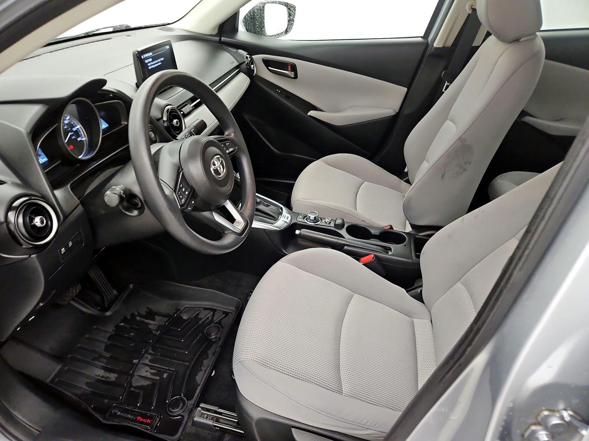 Thumbnail: 2020 Toyota Yaris - 11