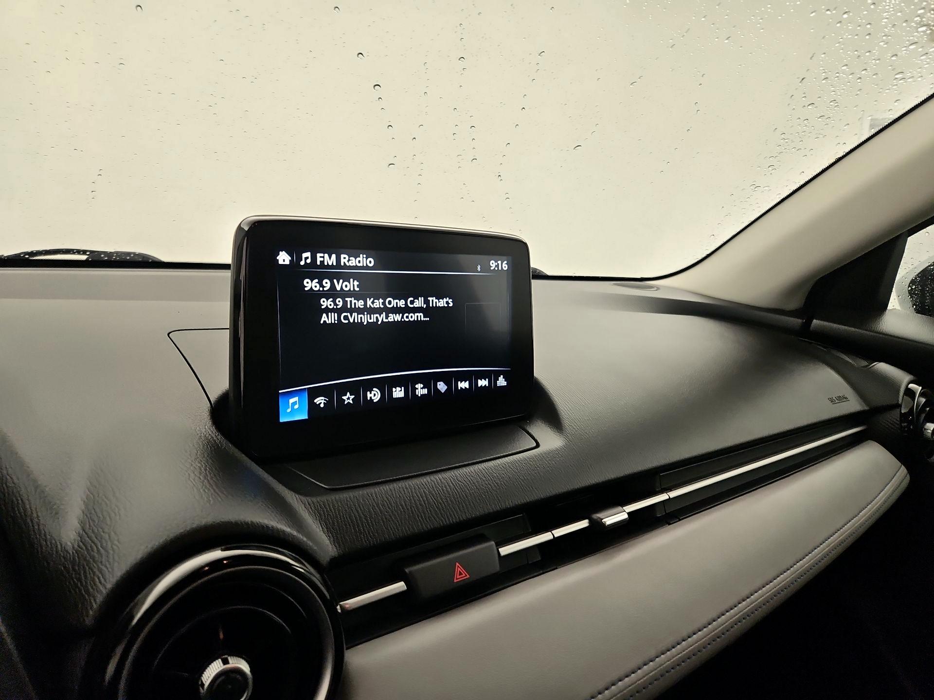 Thumbnail: 2020 Toyota Yaris - 15