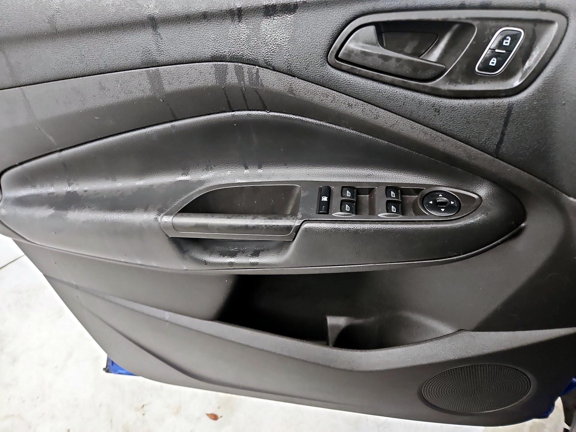 Thumbnail: 2018 Ford Escape - 12