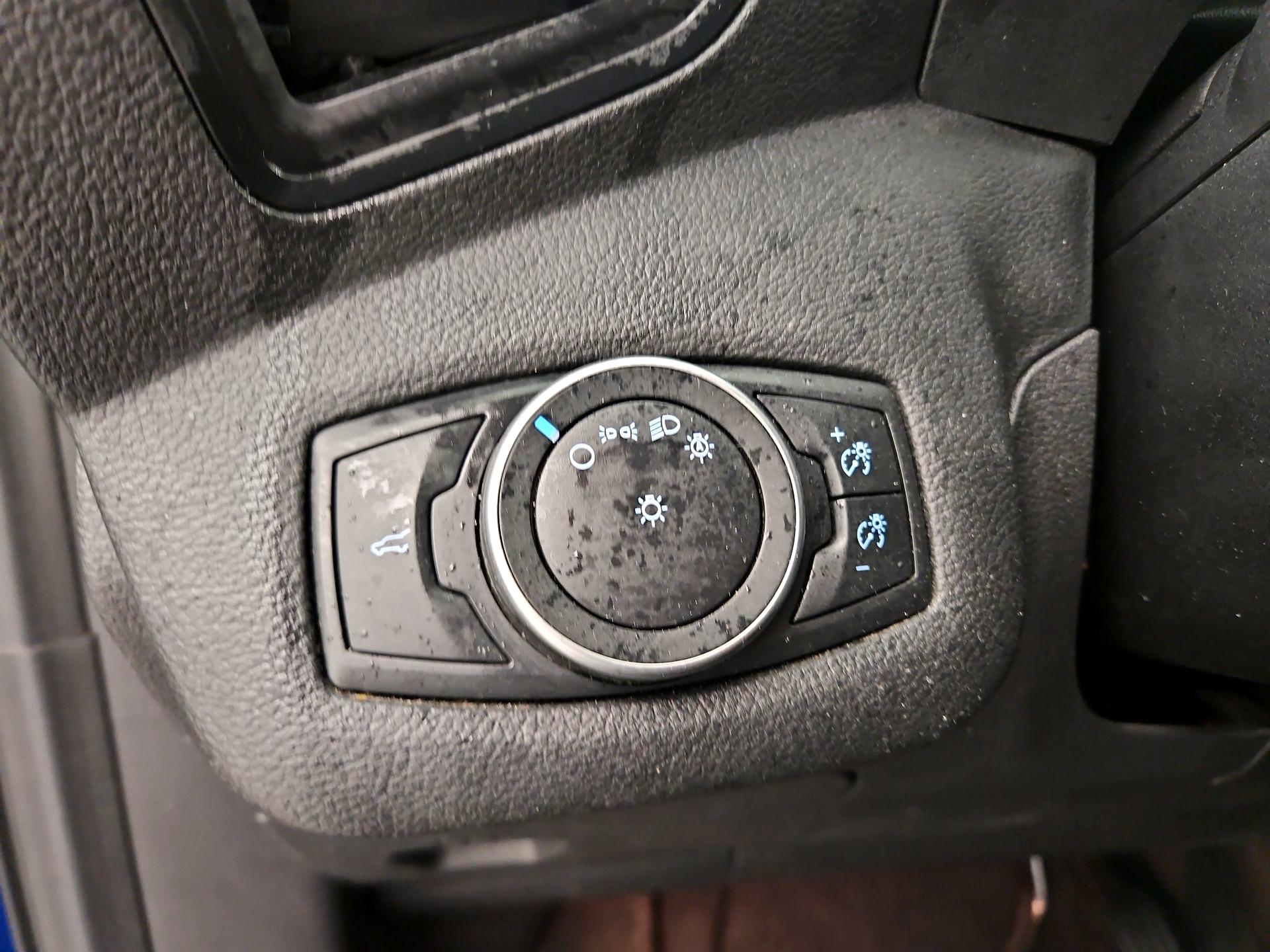 Thumbnail: 2018 Ford Escape - 13