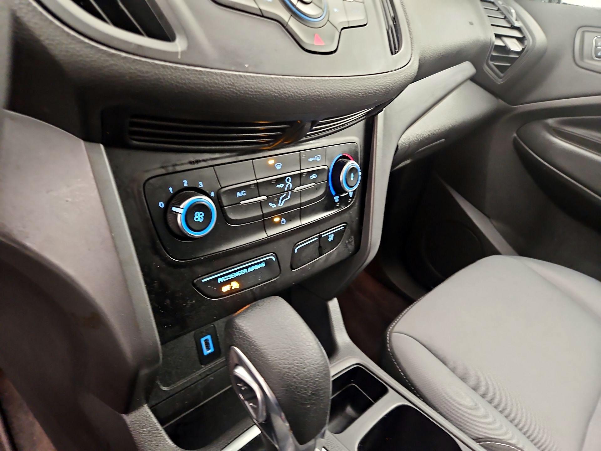 Thumbnail: 2018 Ford Escape - 16