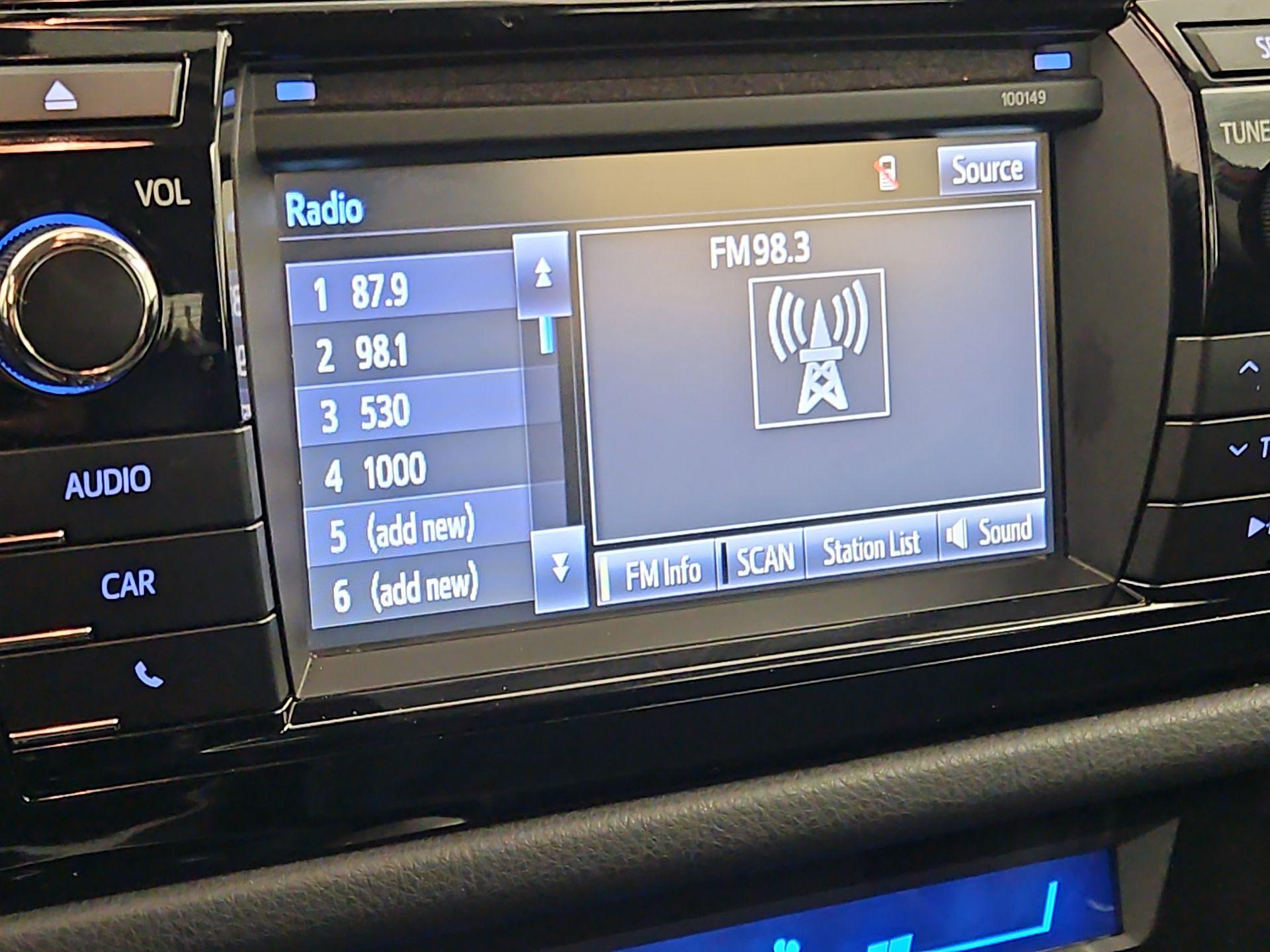 Thumbnail: 2014 Toyota Corolla - 15