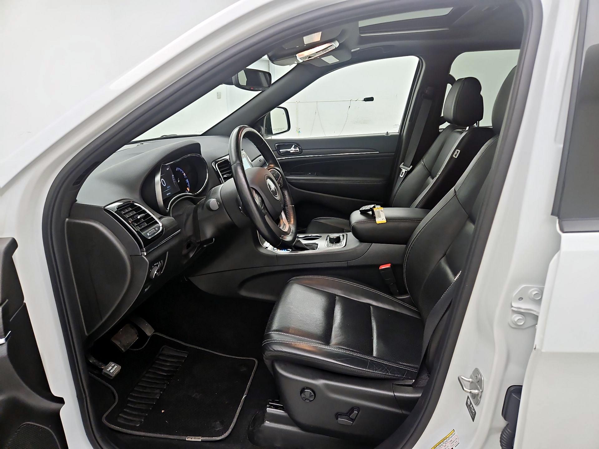 Thumbnail: 2021 Jeep Grand Cherokee - 11