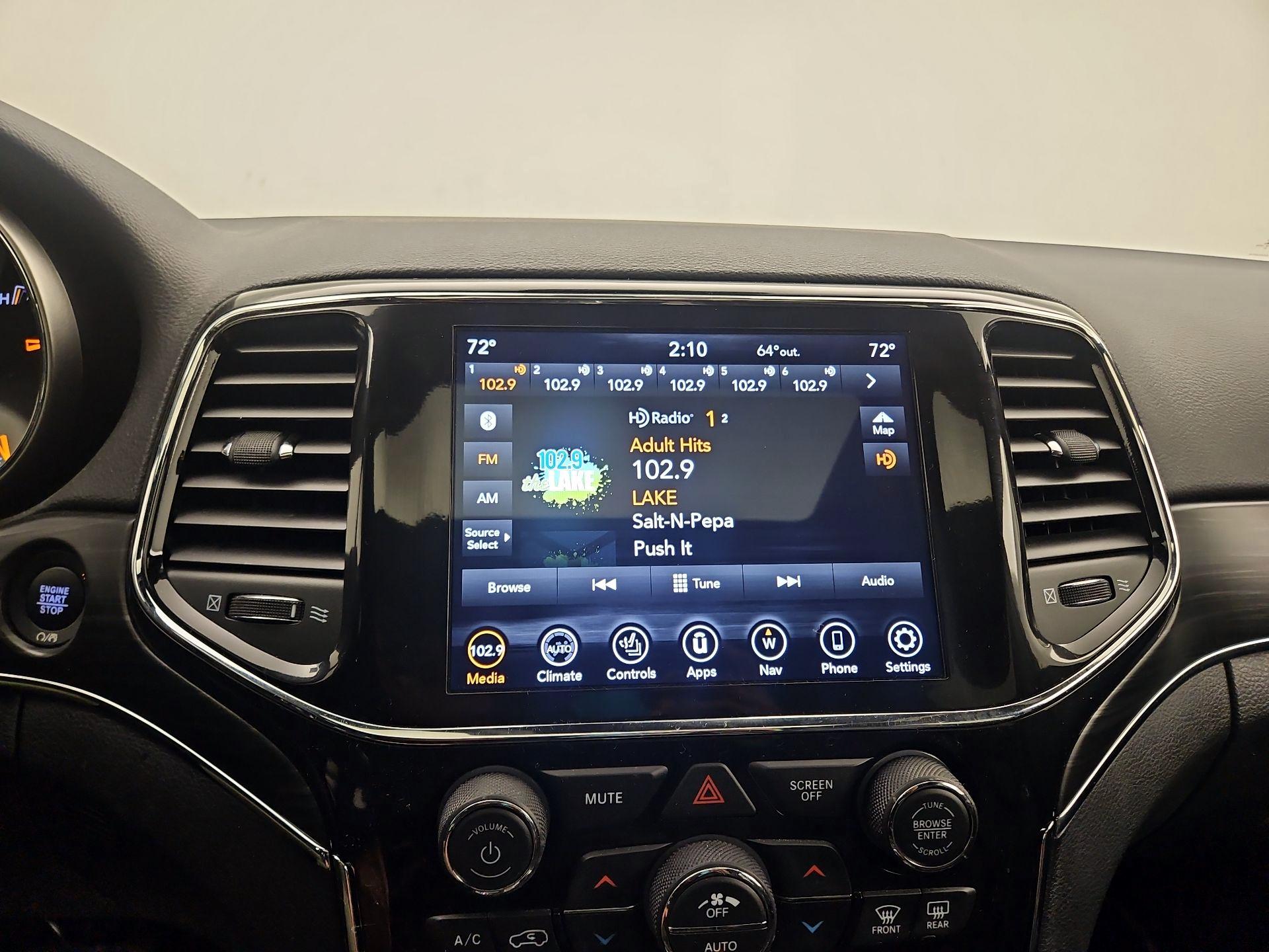 Thumbnail: 2021 Jeep Grand Cherokee - 16