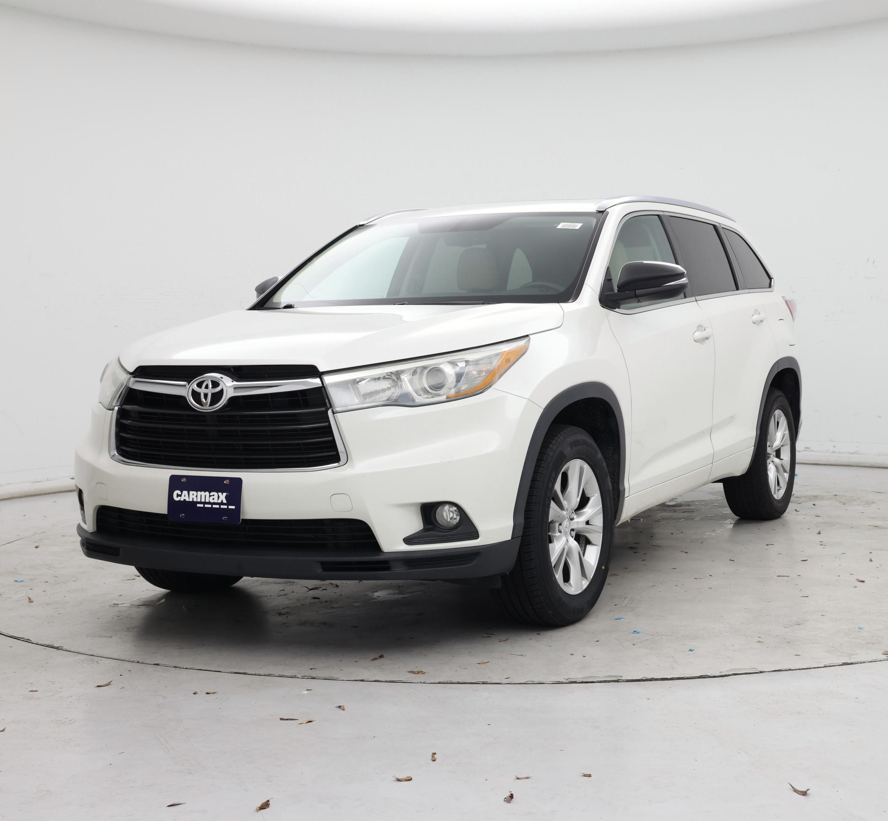 Thumbnail: 2015 Toyota Highlander - 4