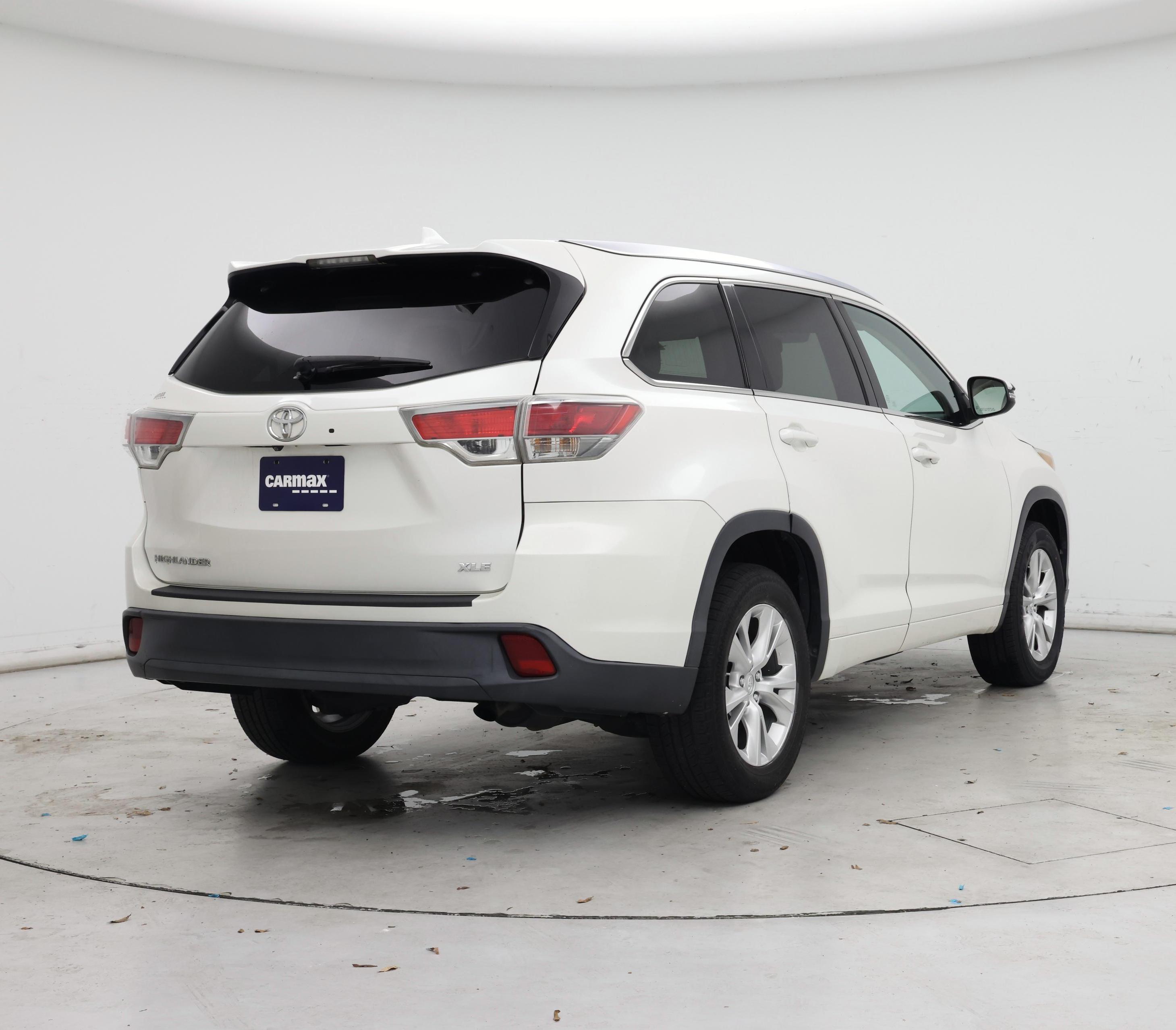 Thumbnail: 2015 Toyota Highlander - 8
