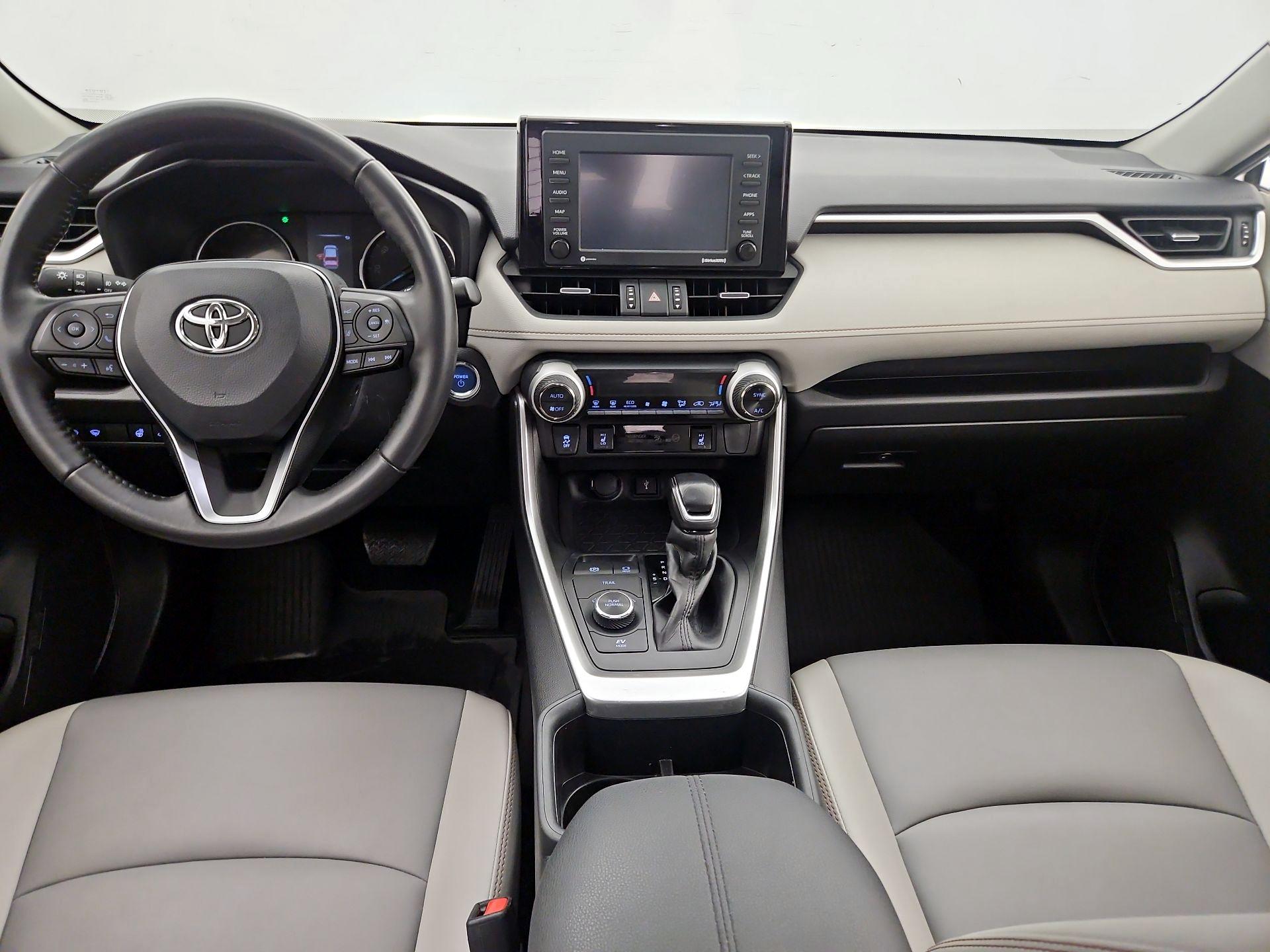 Thumbnail: 2022 Toyota RAV4 - 9