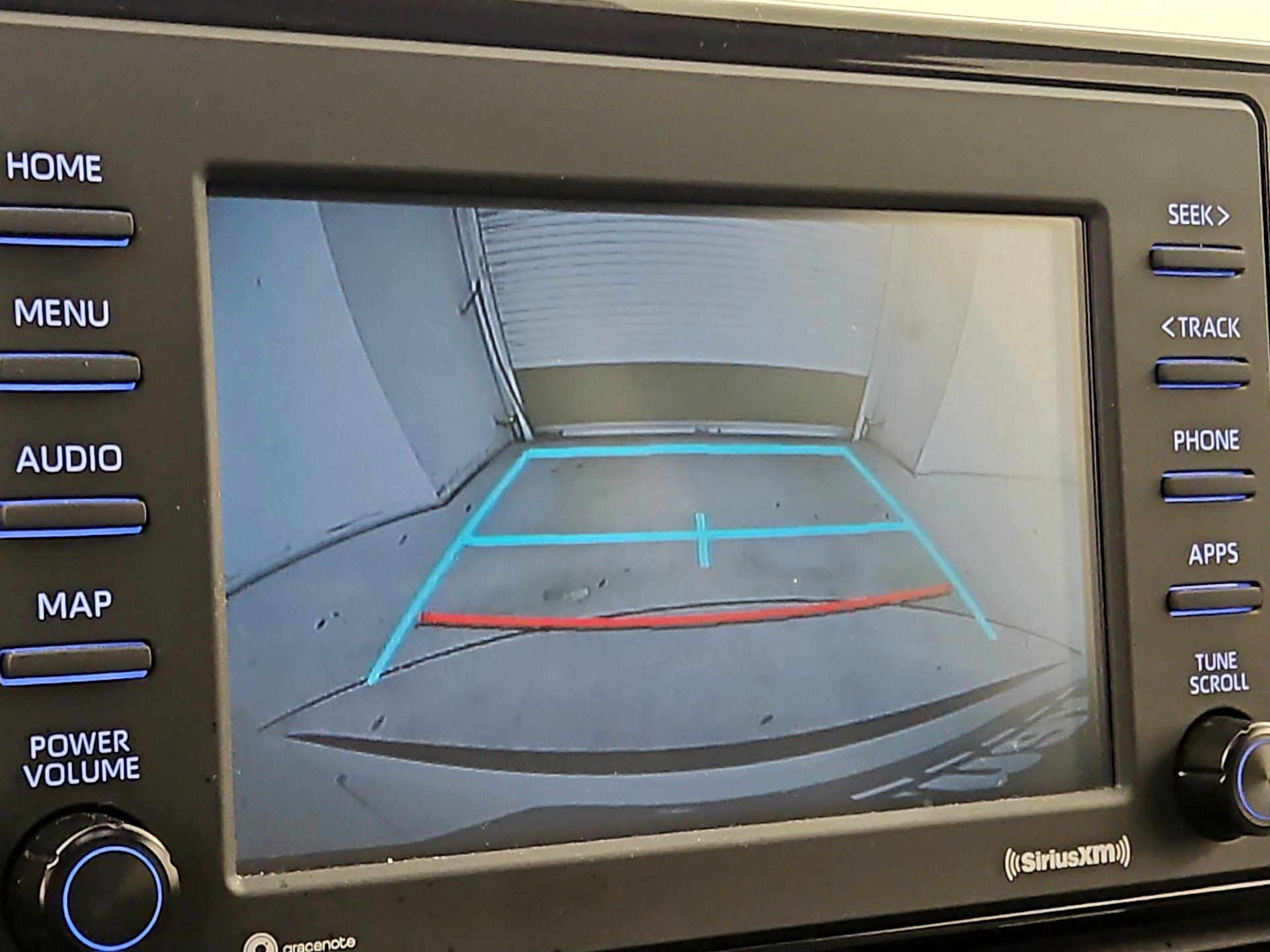 Thumbnail: 2022 Toyota RAV4 - 14