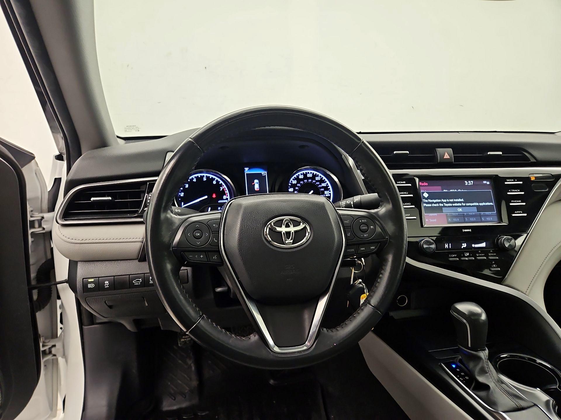 Thumbnail: 2020 Toyota Camry - 10