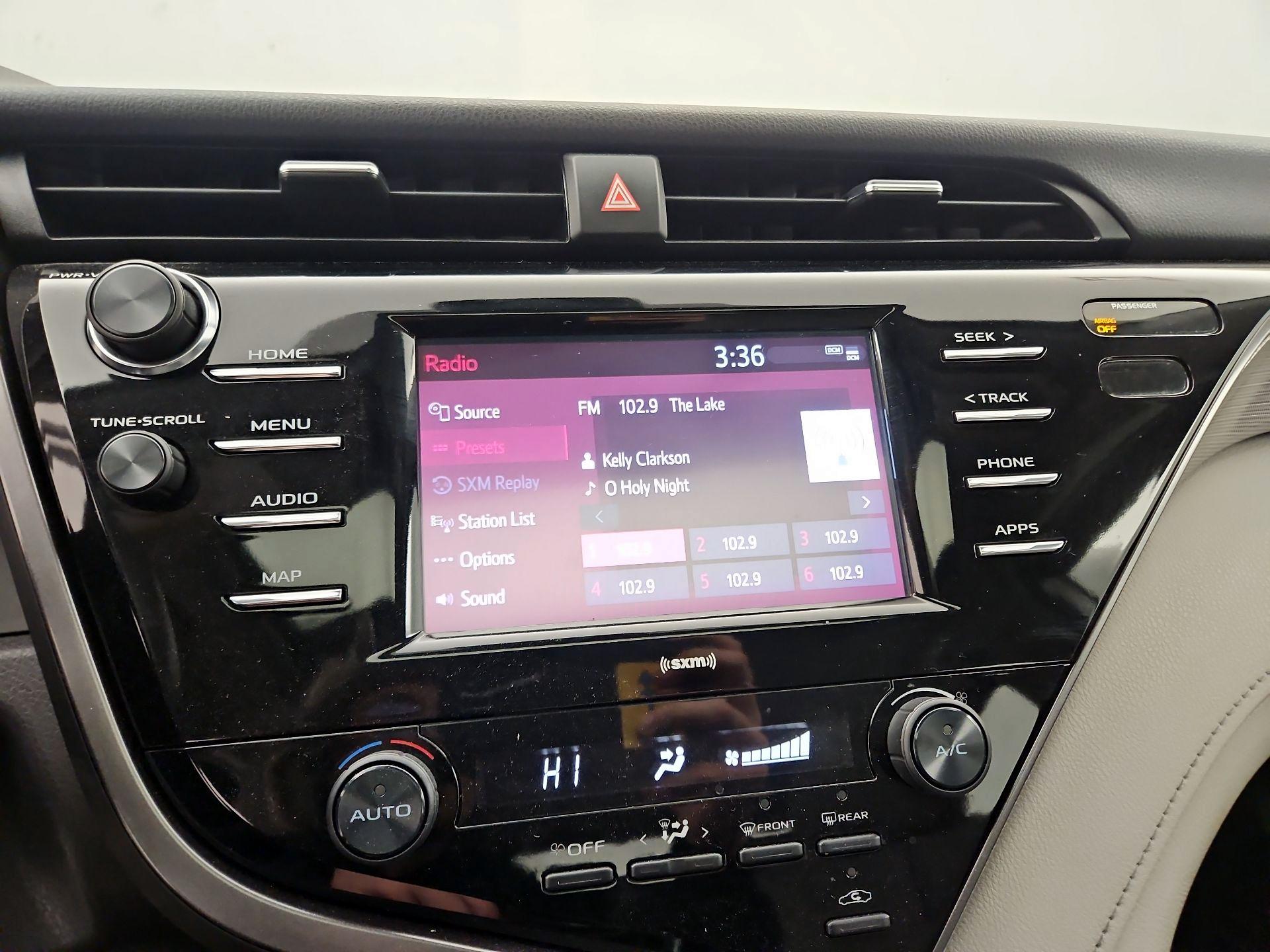 Thumbnail: 2020 Toyota Camry - 15