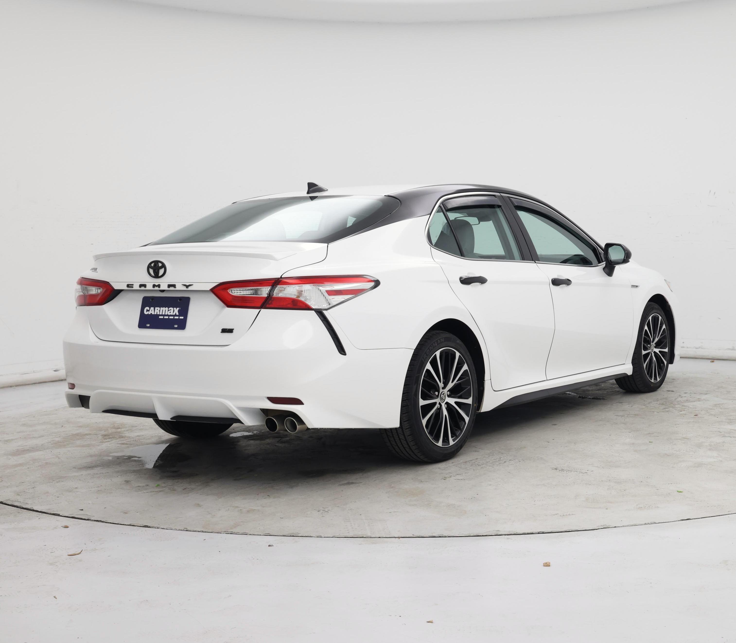 Thumbnail: 2020 Toyota Camry - 8