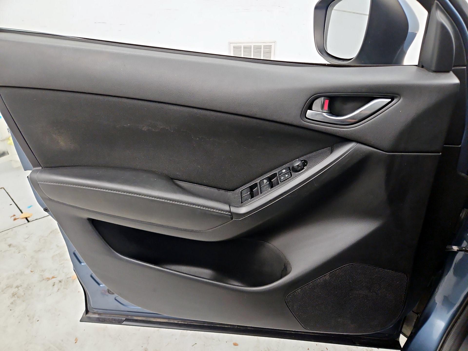 Thumbnail: 2016 Mazda CX-5 - 12