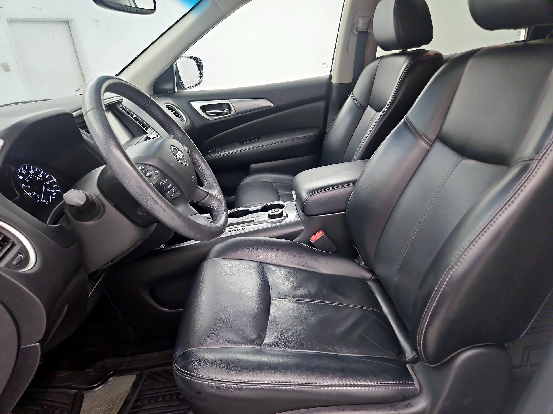 Thumbnail: 2018 Nissan Pathfinder - 11