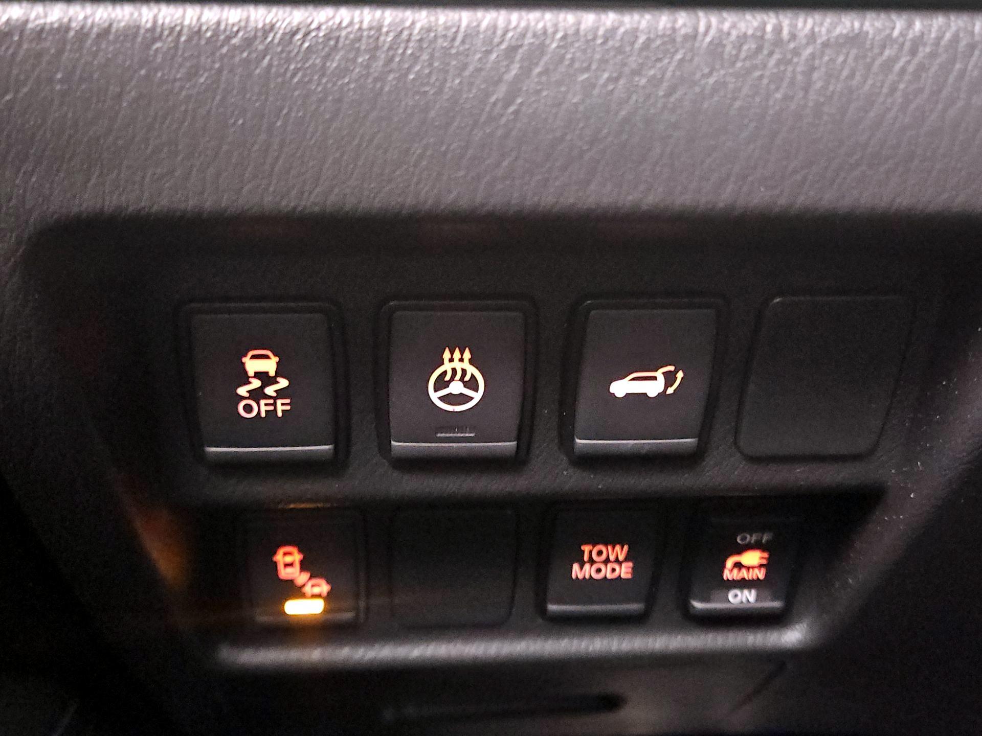 Thumbnail: 2018 Nissan Pathfinder - 13