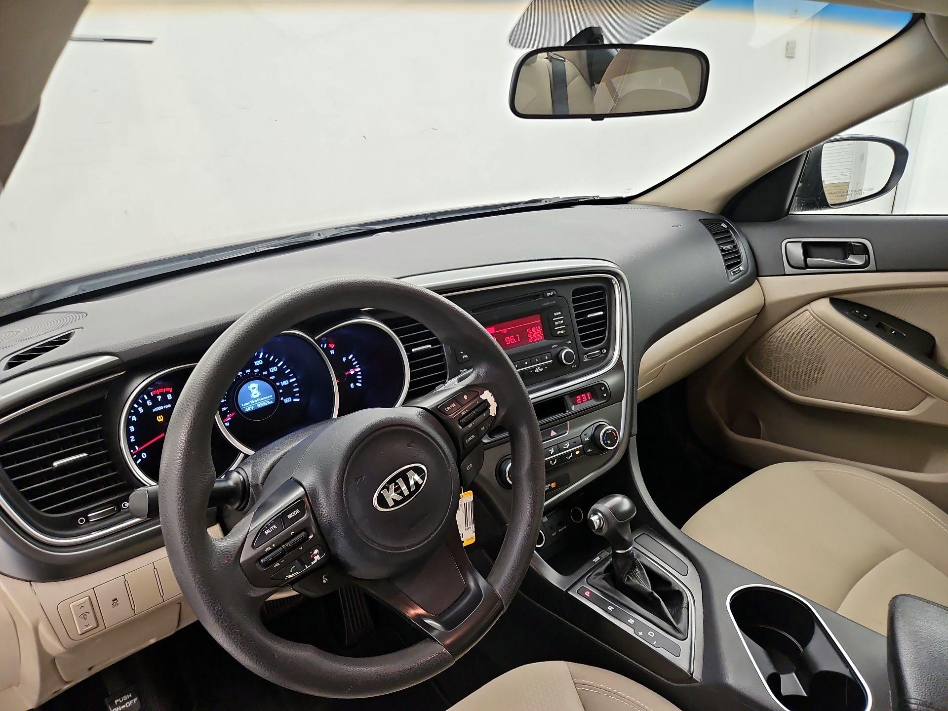 Thumbnail: 2014 Kia Optima - 9