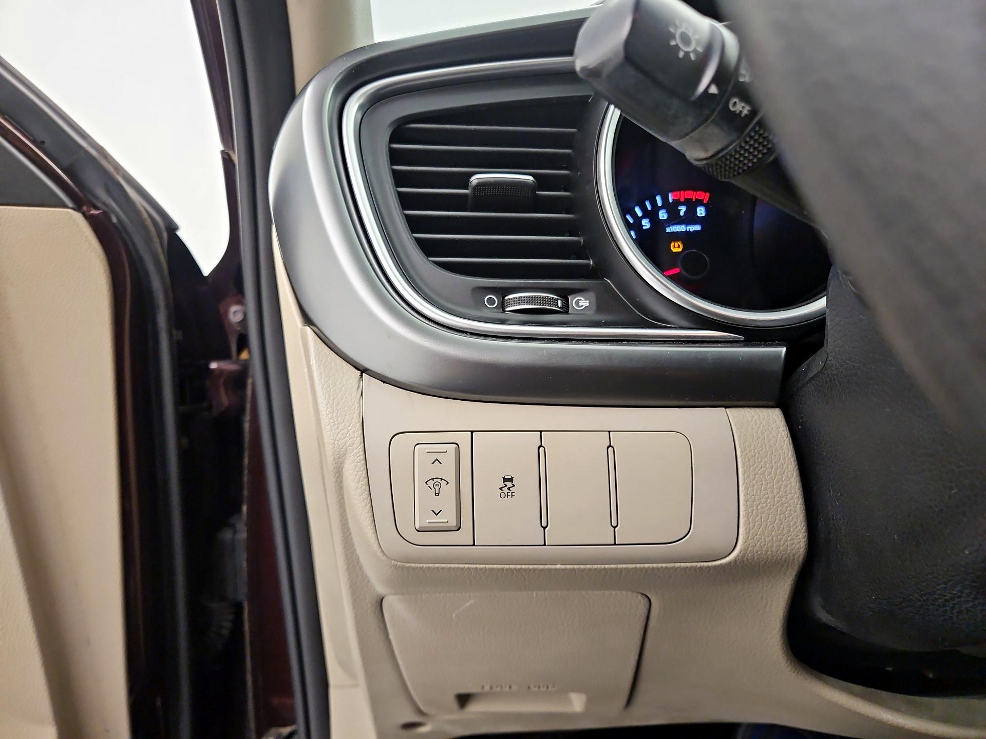 Thumbnail: 2014 Kia Optima - 13