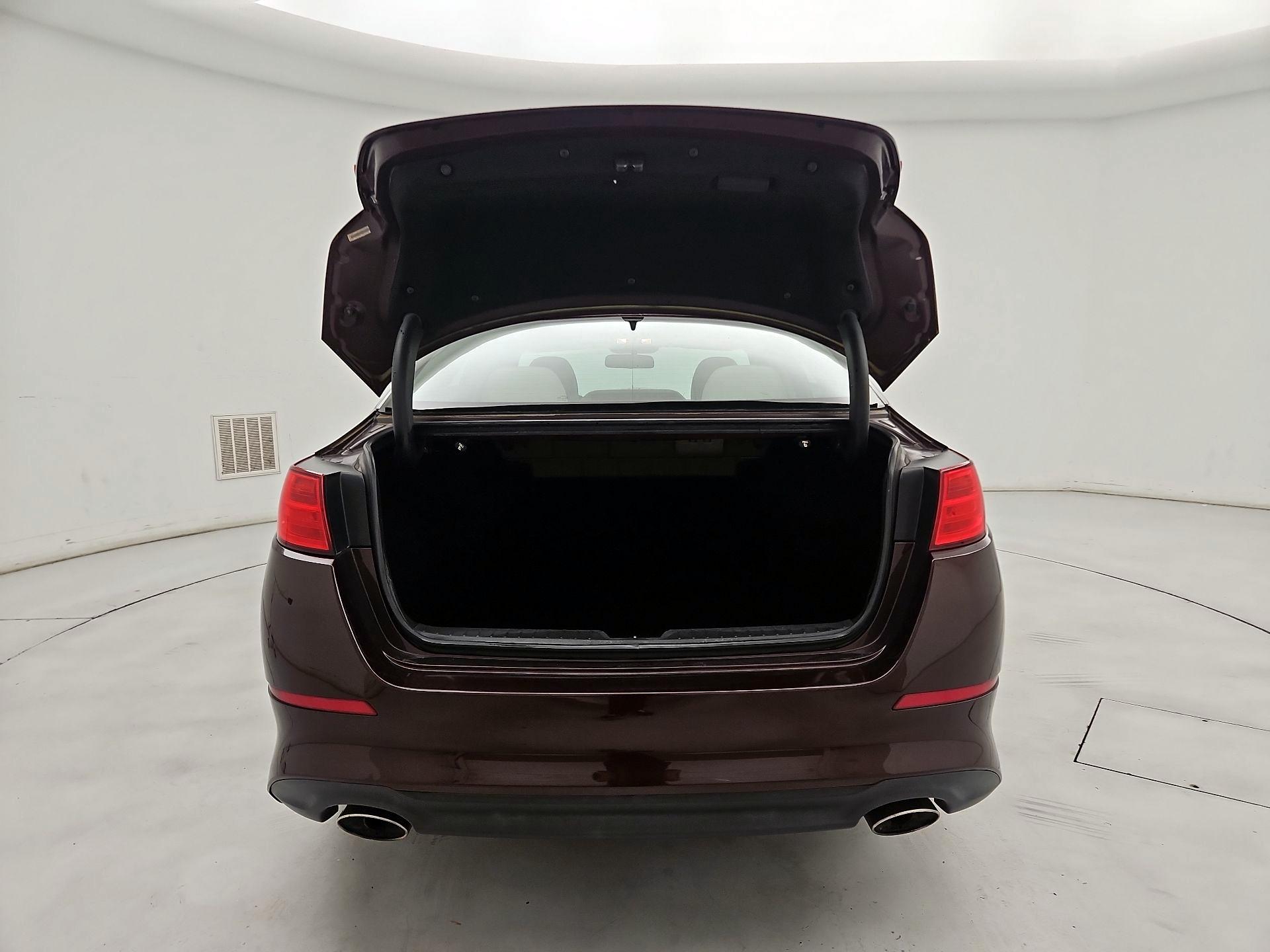 Thumbnail: 2014 Kia Optima - 19