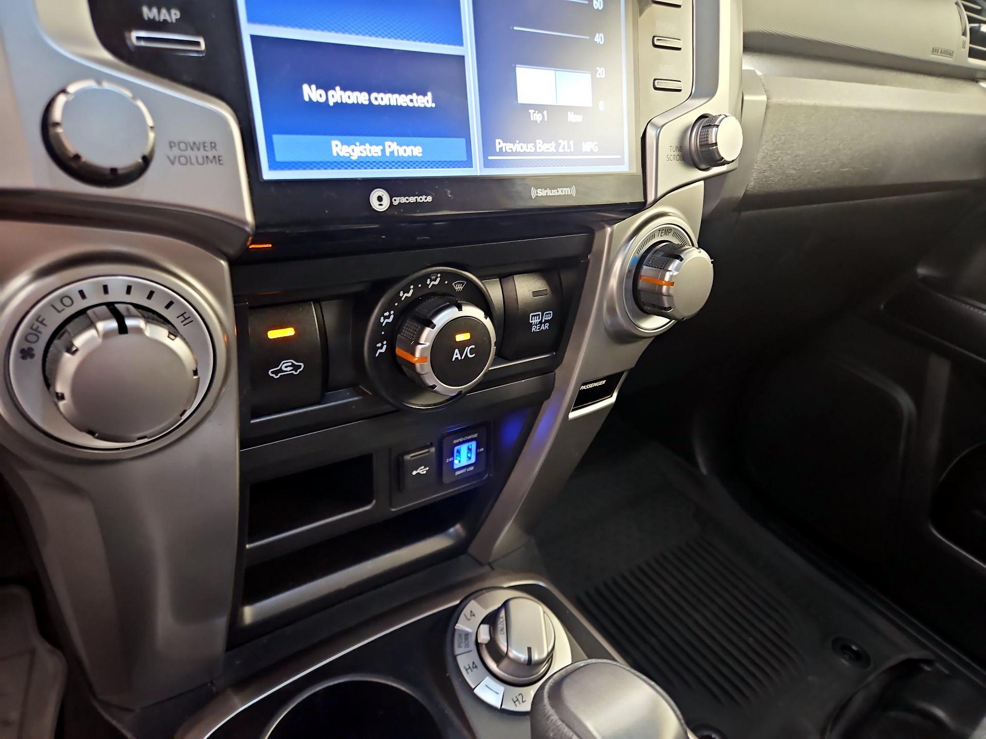 Thumbnail: 2022 Toyota 4Runner - 16