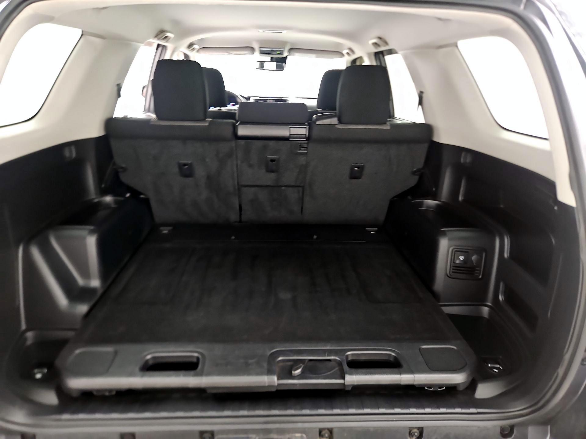 Thumbnail: 2022 Toyota 4Runner - 20