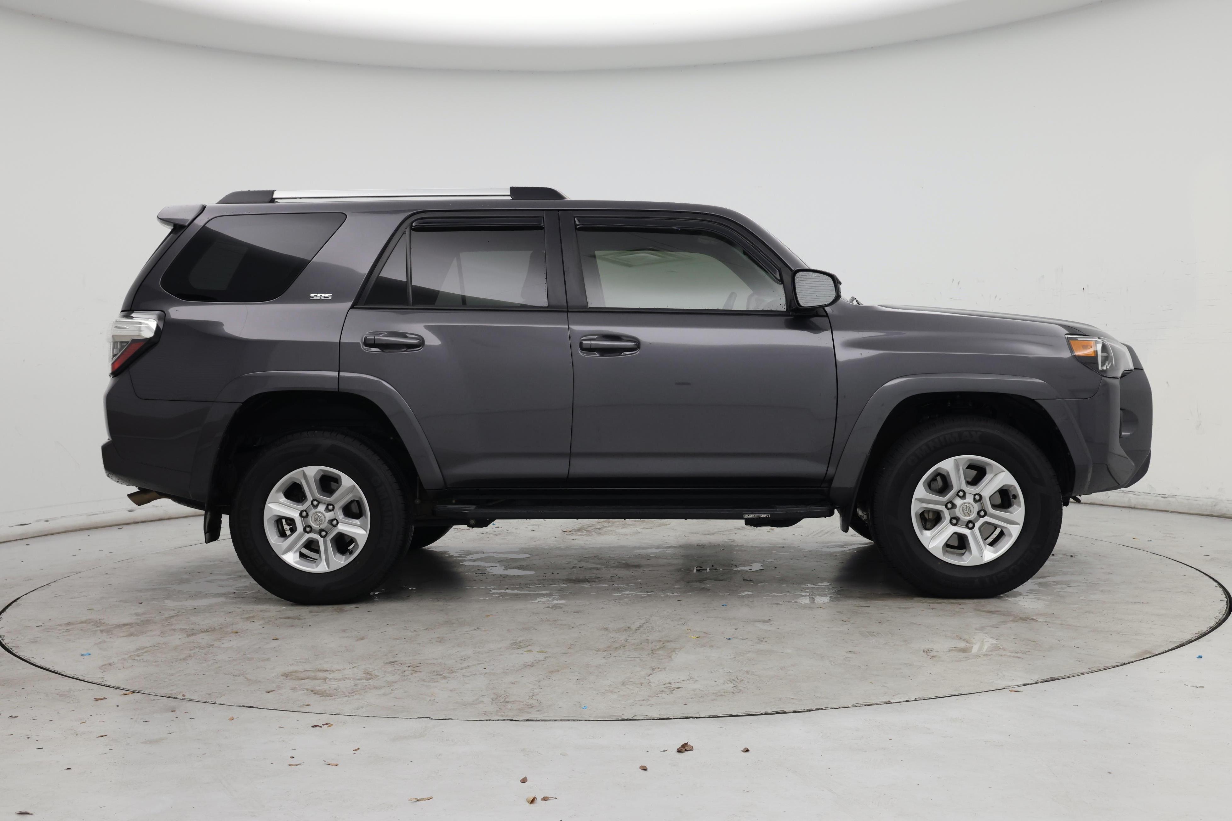 Thumbnail: 2022 Toyota 4Runner - 7