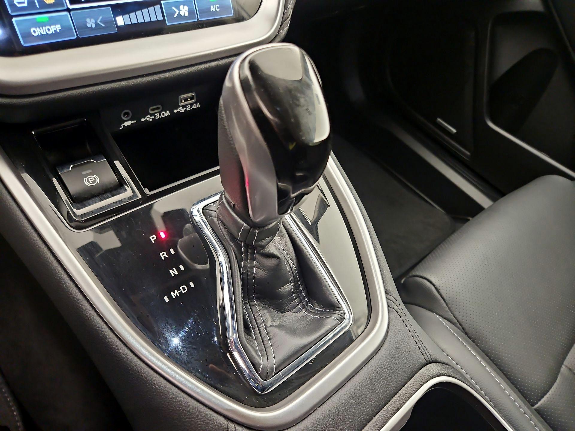 Thumbnail: 2025 Subaru Outback - 17