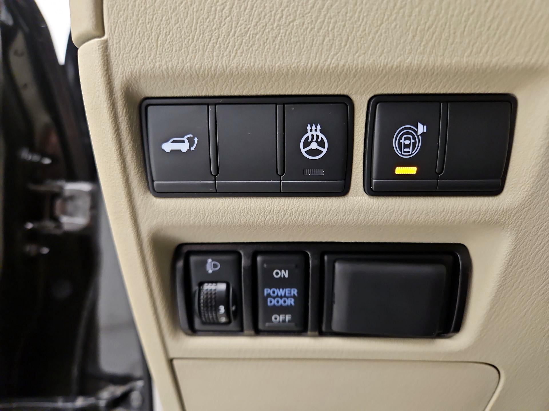 Thumbnail: 2019 INFINITI QX80 - 13