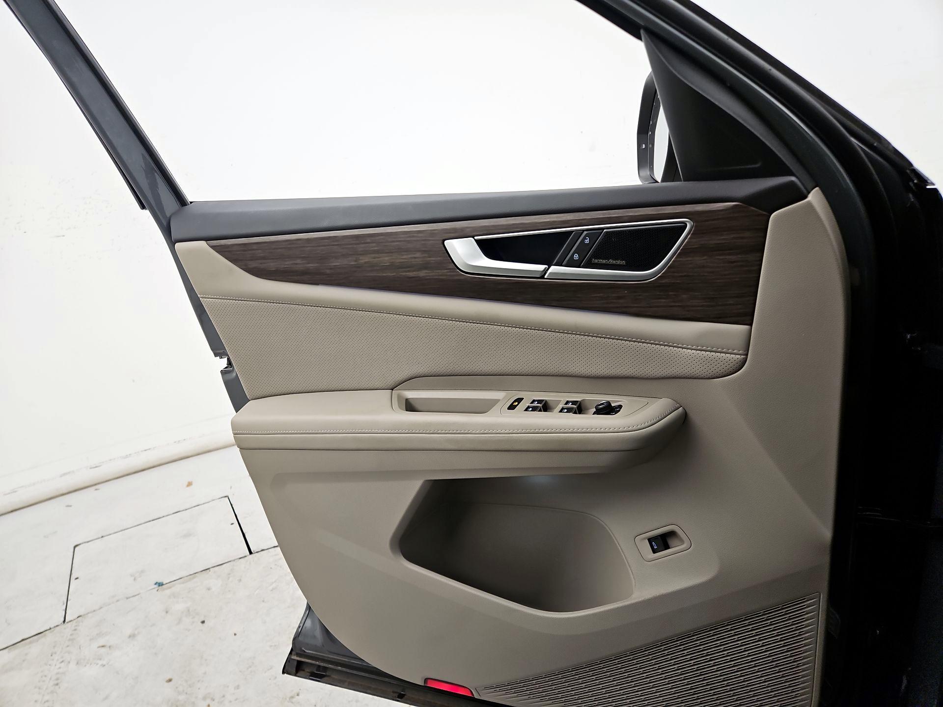 Thumbnail: 2025 Volkswagen Atlas - 12