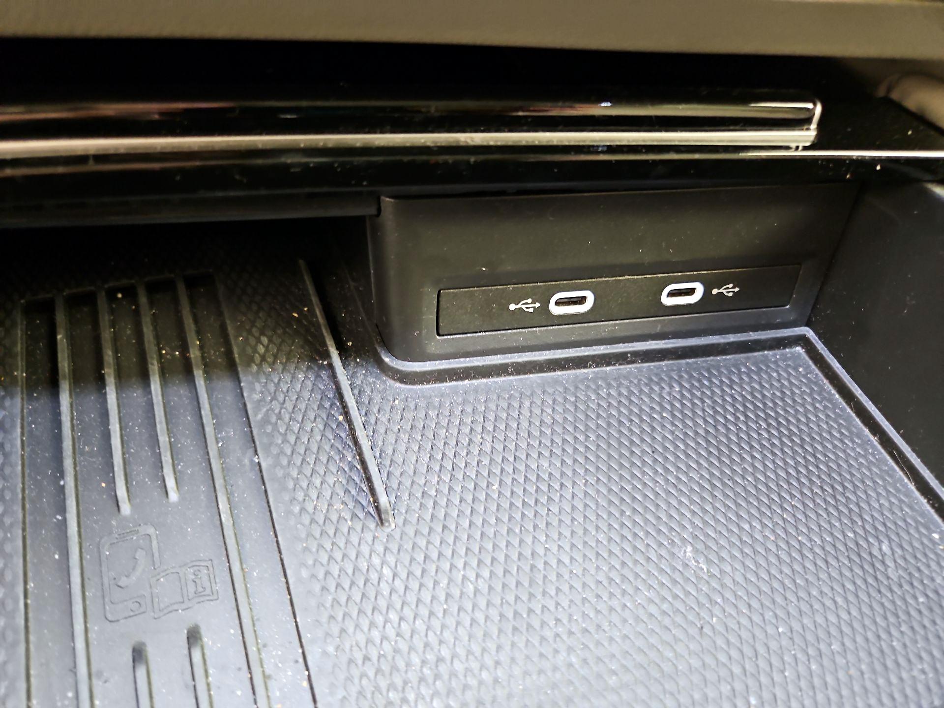 Thumbnail: 2025 Volkswagen Atlas - 18