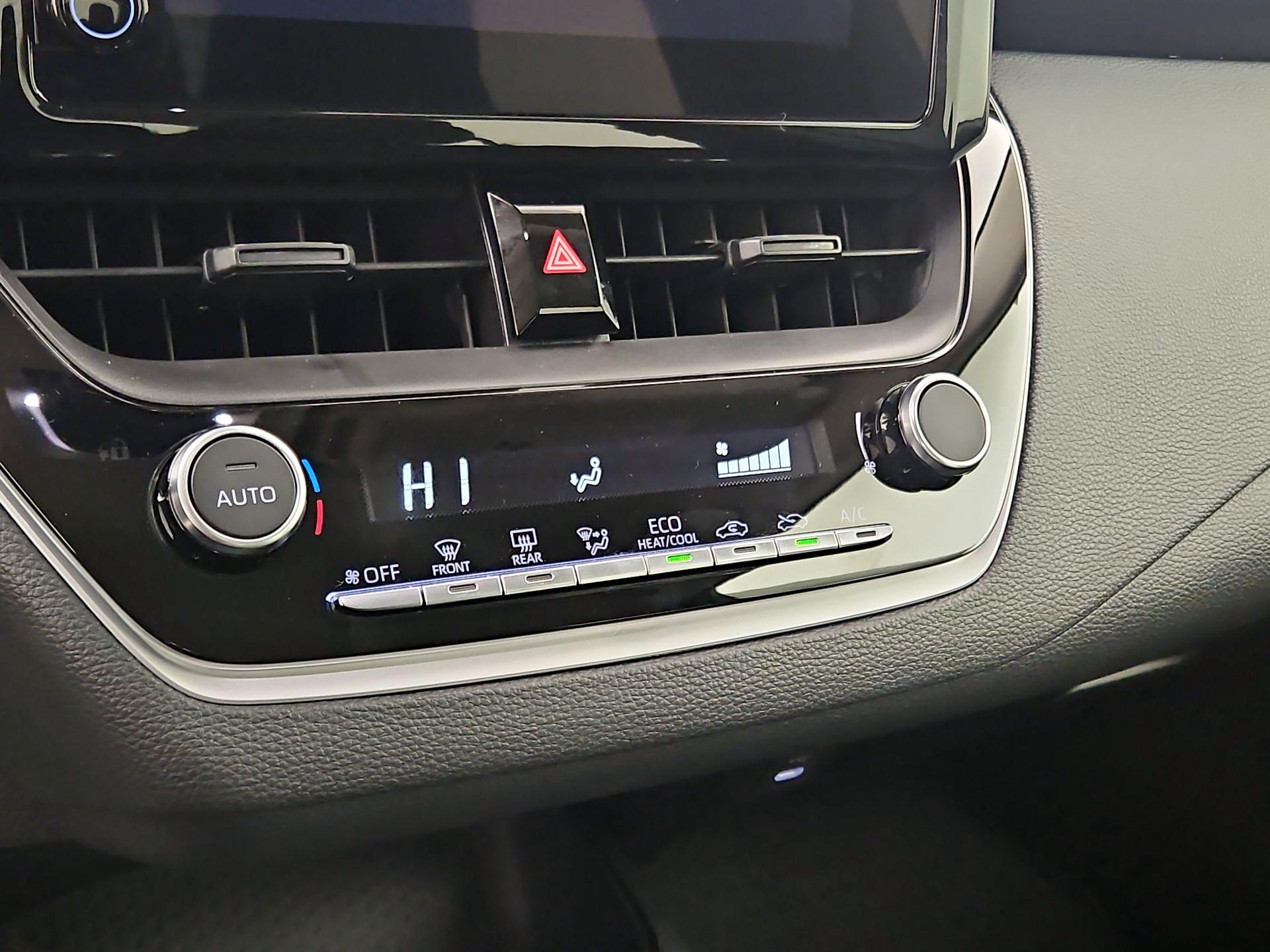 Thumbnail: 2025 Toyota Corolla - 16