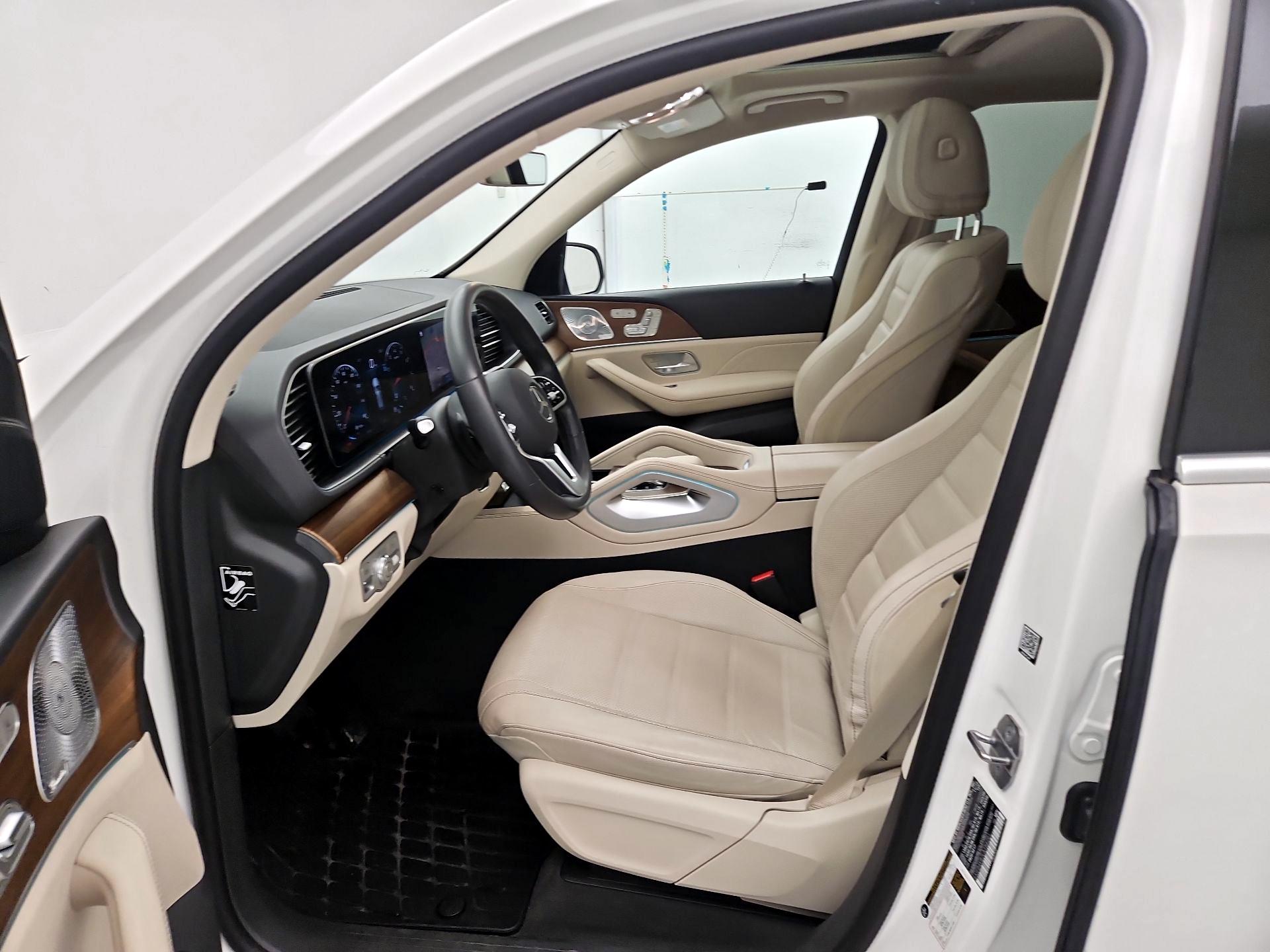 Thumbnail: 2020 Mercedes-Benz GLE - 11